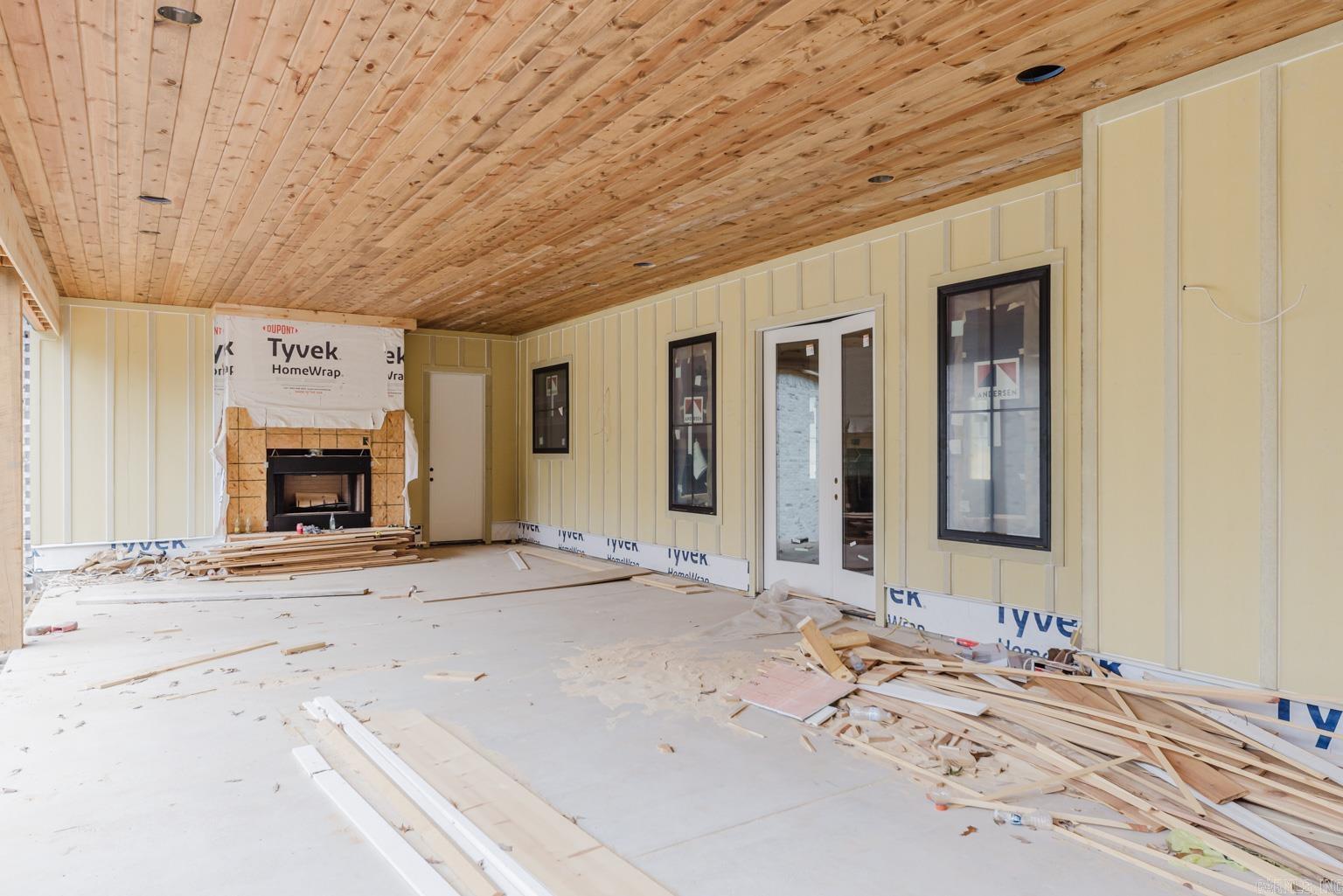 HAZEL OAK - Residential