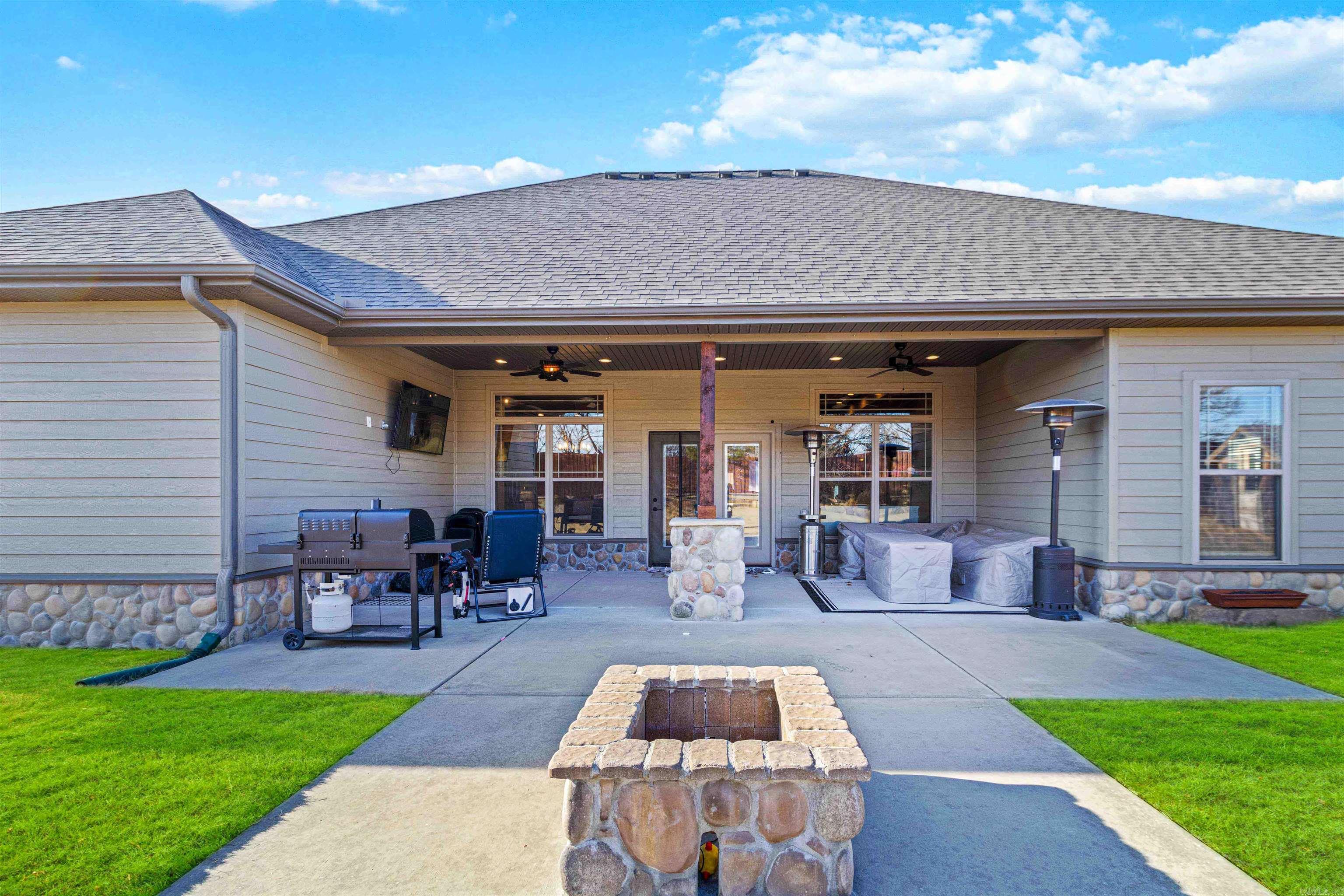 BIG SKY SUB-CENTERTON - Residential