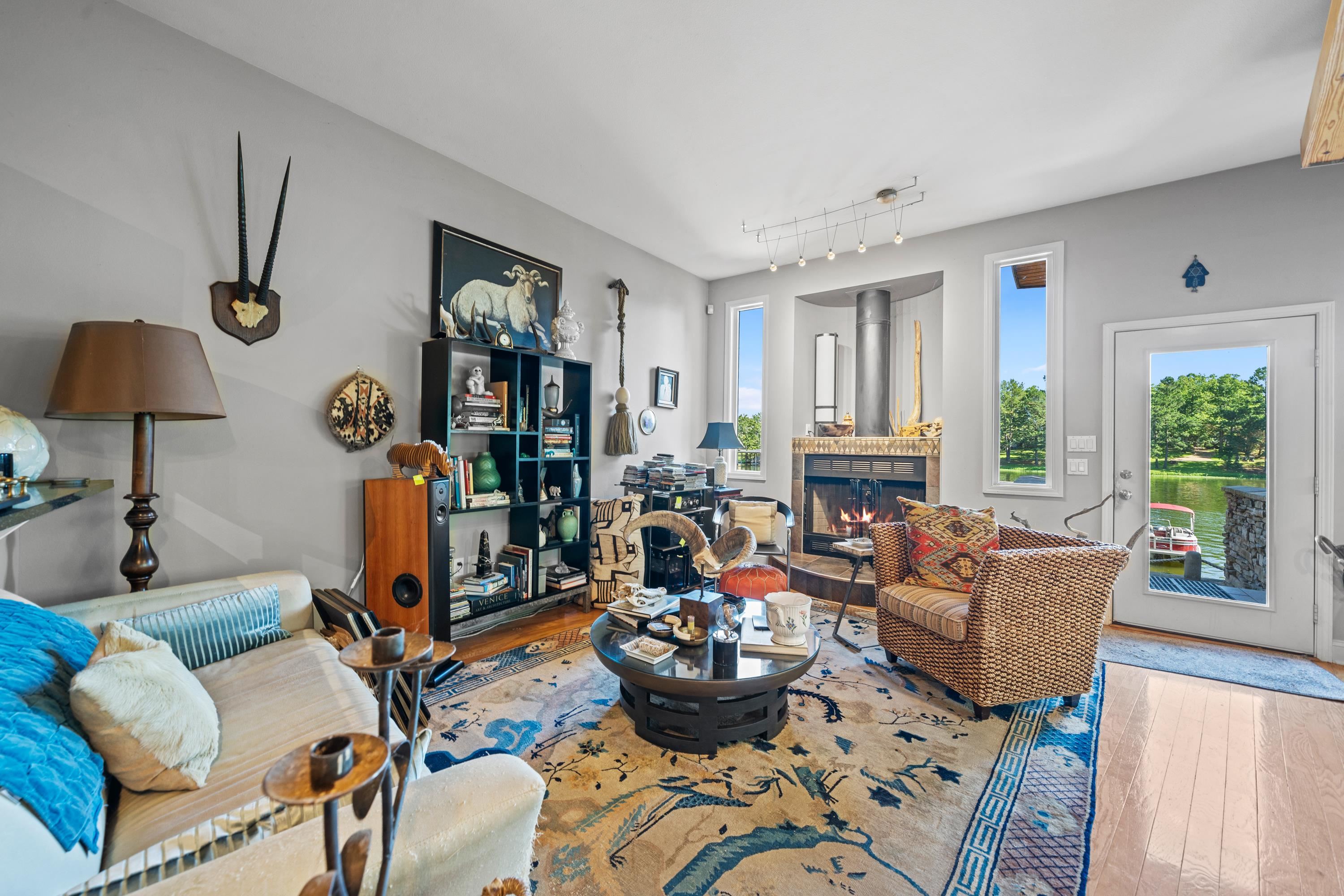 DIAMOND SPRINGS ESTATES HPR - Residential