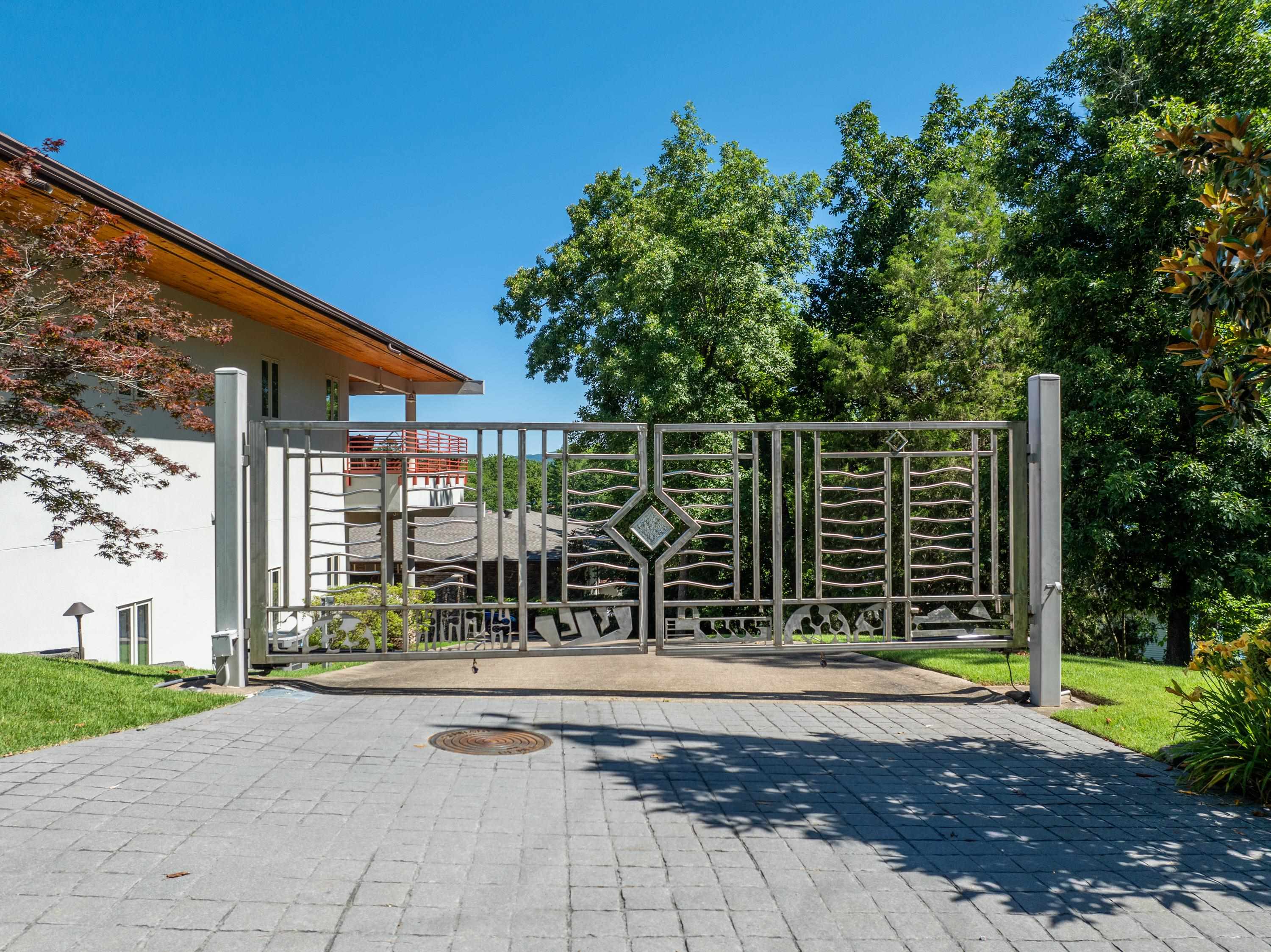 DIAMOND SPRINGS ESTATES HPR - Residential