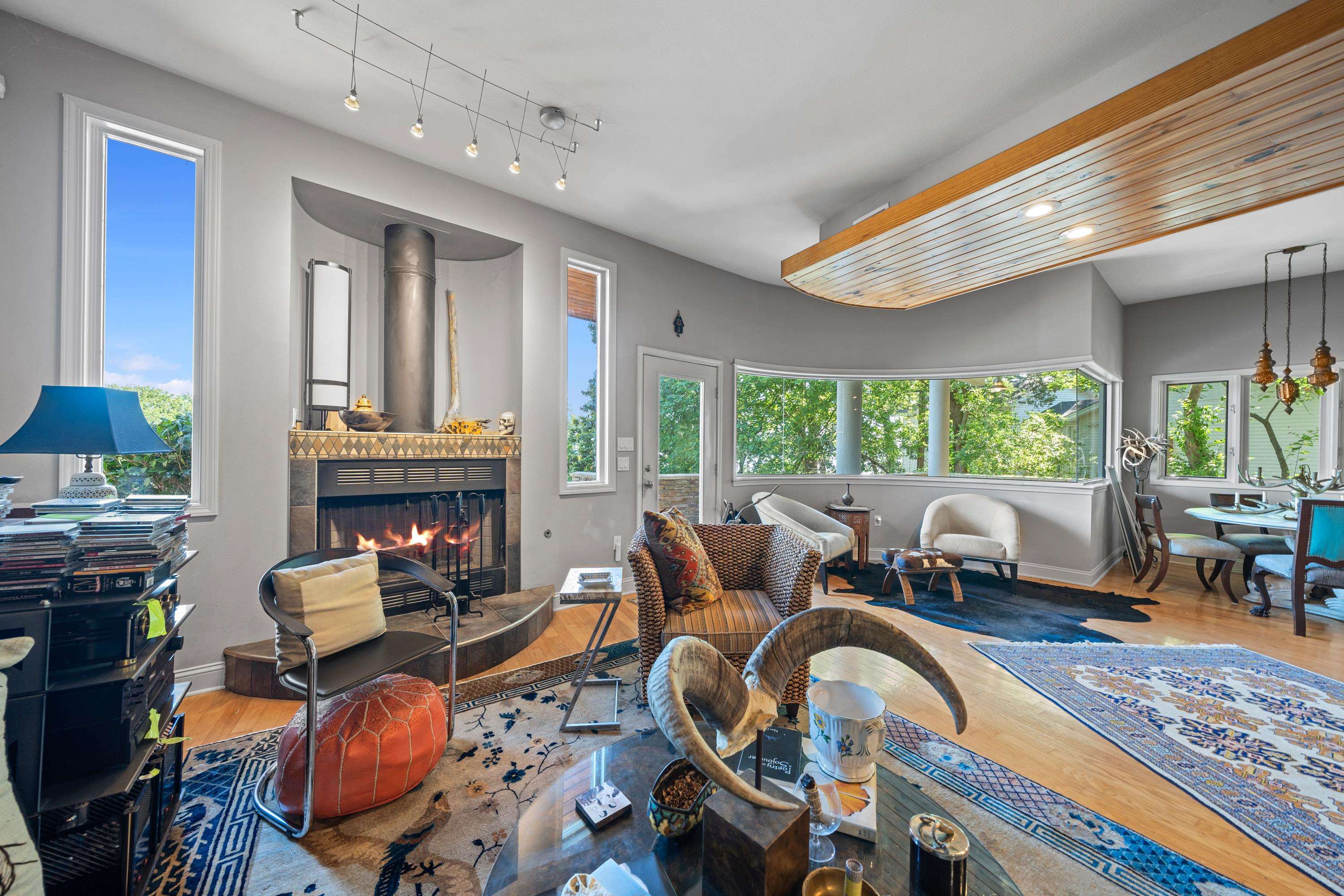 DIAMOND SPRINGS ESTATES HPR - Residential