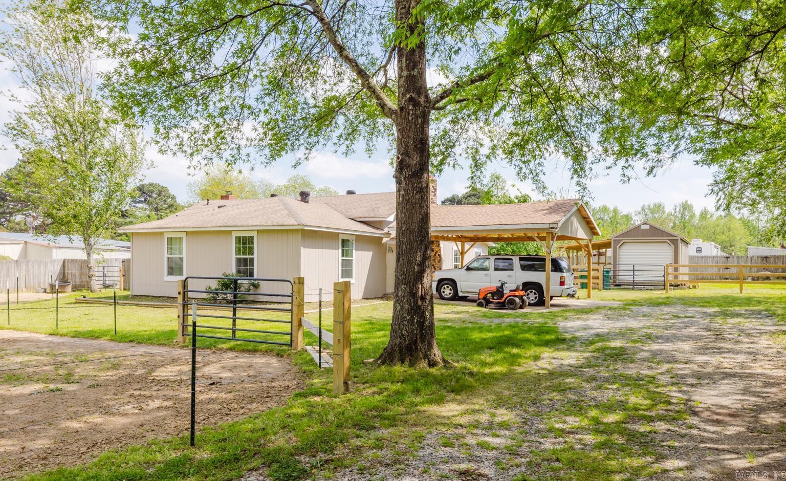 BENTON HEIGHTS - Residential