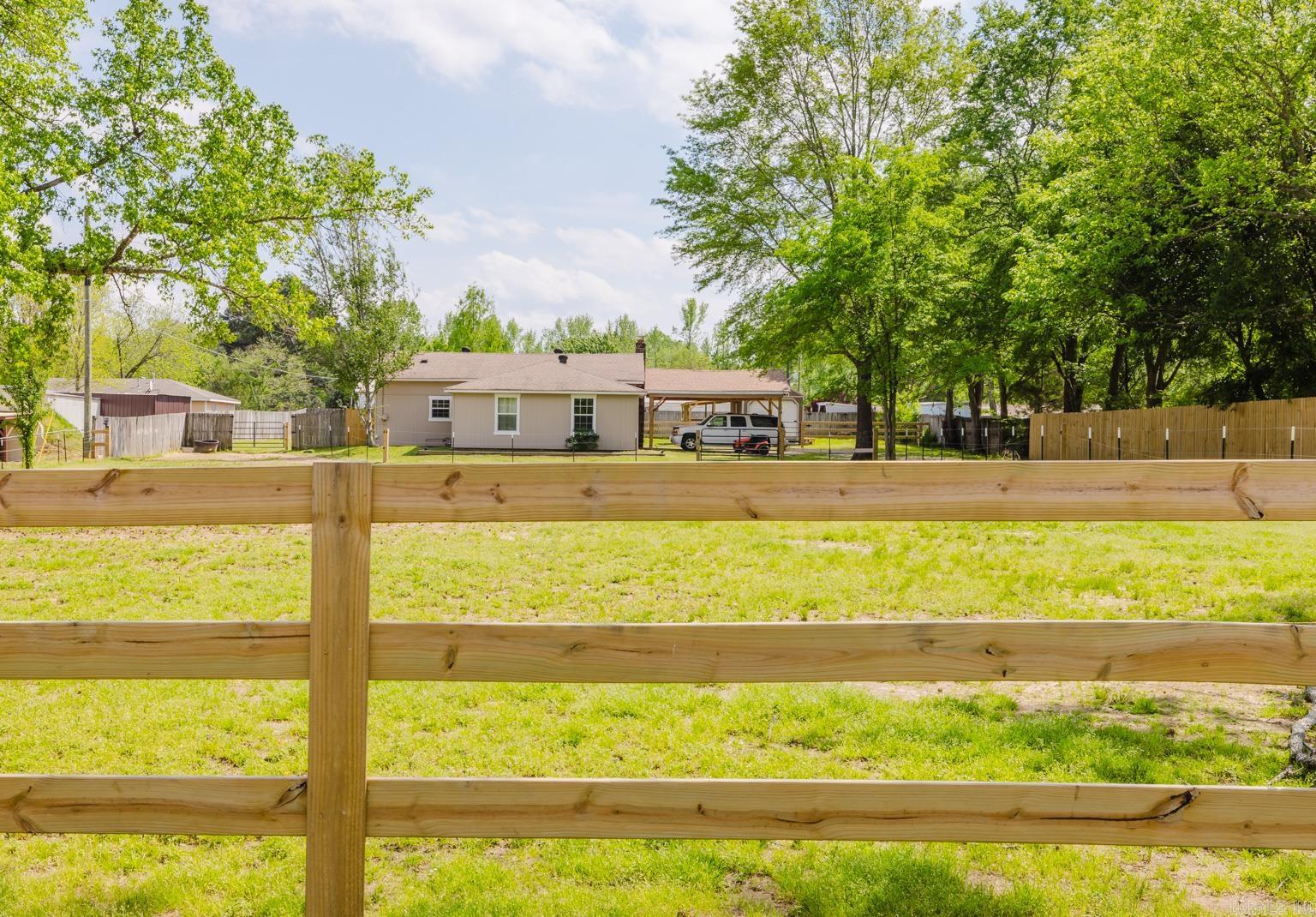 BENTON HEIGHTS - Residential