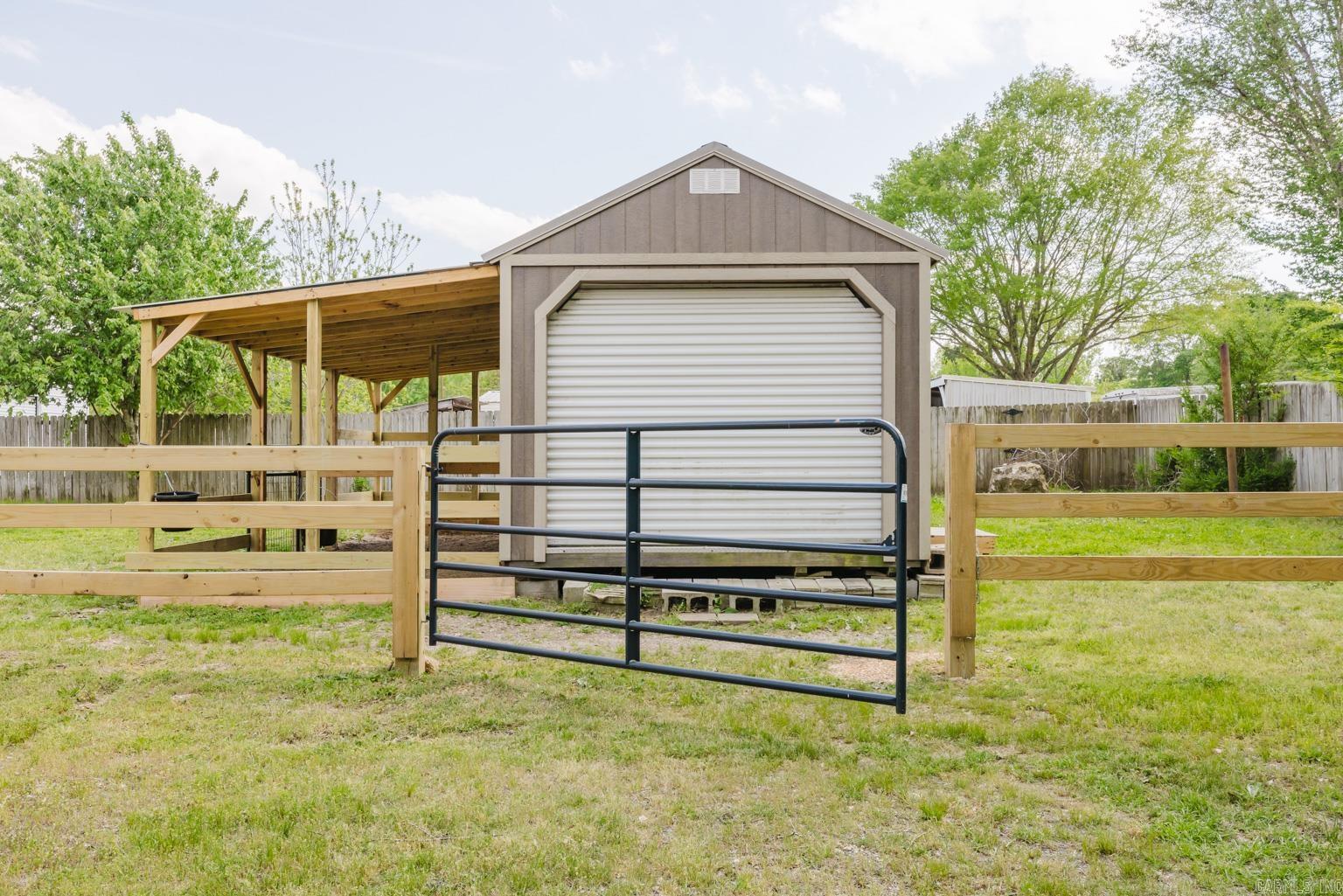 BENTON HEIGHTS - Residential