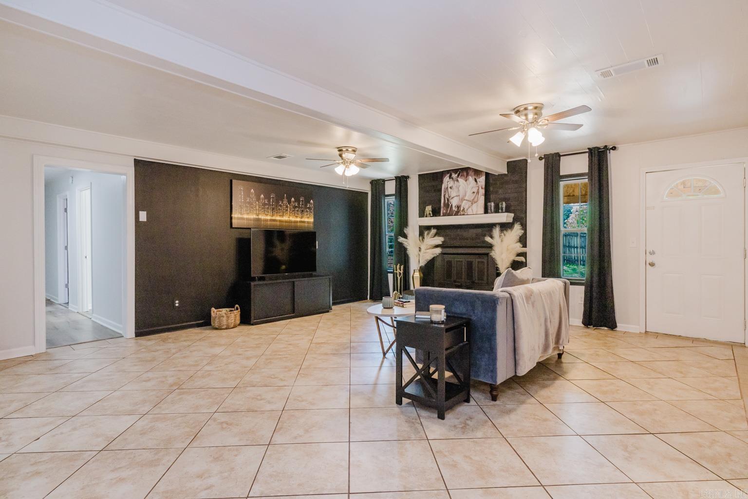 BENTON HEIGHTS - Residential