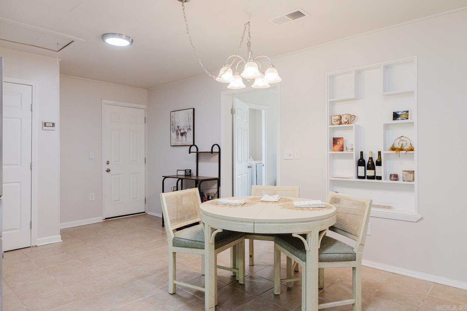 BENTON HEIGHTS - Residential