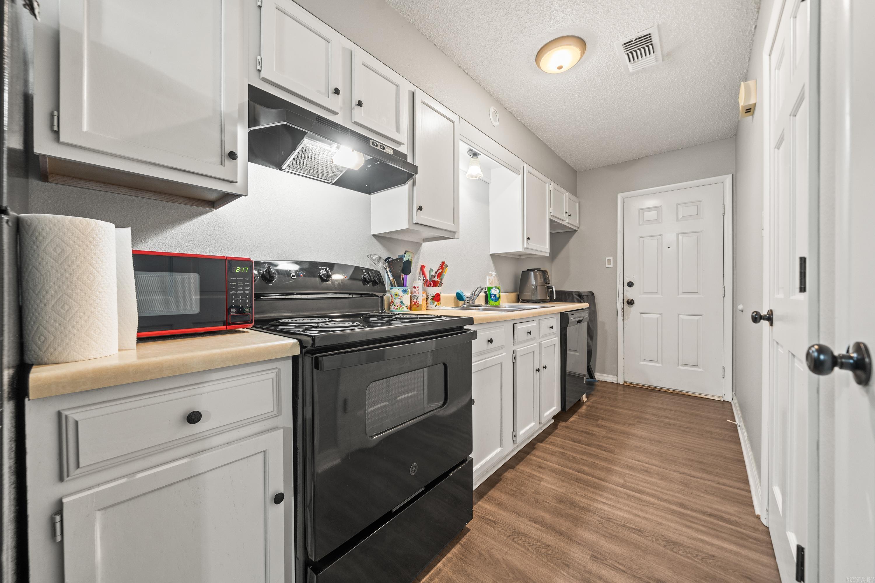 Hill Grove - Residential Income