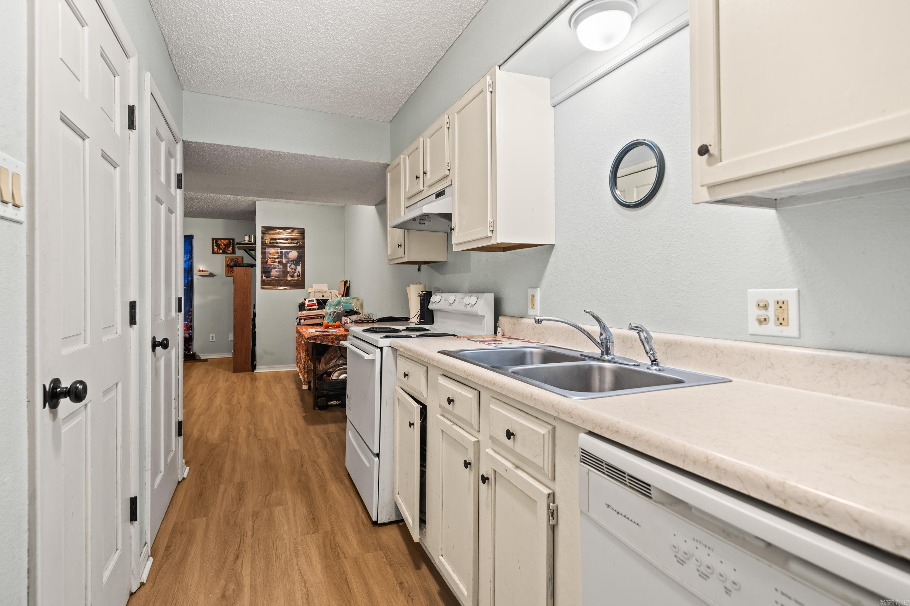 Hill Grove - Residential Income