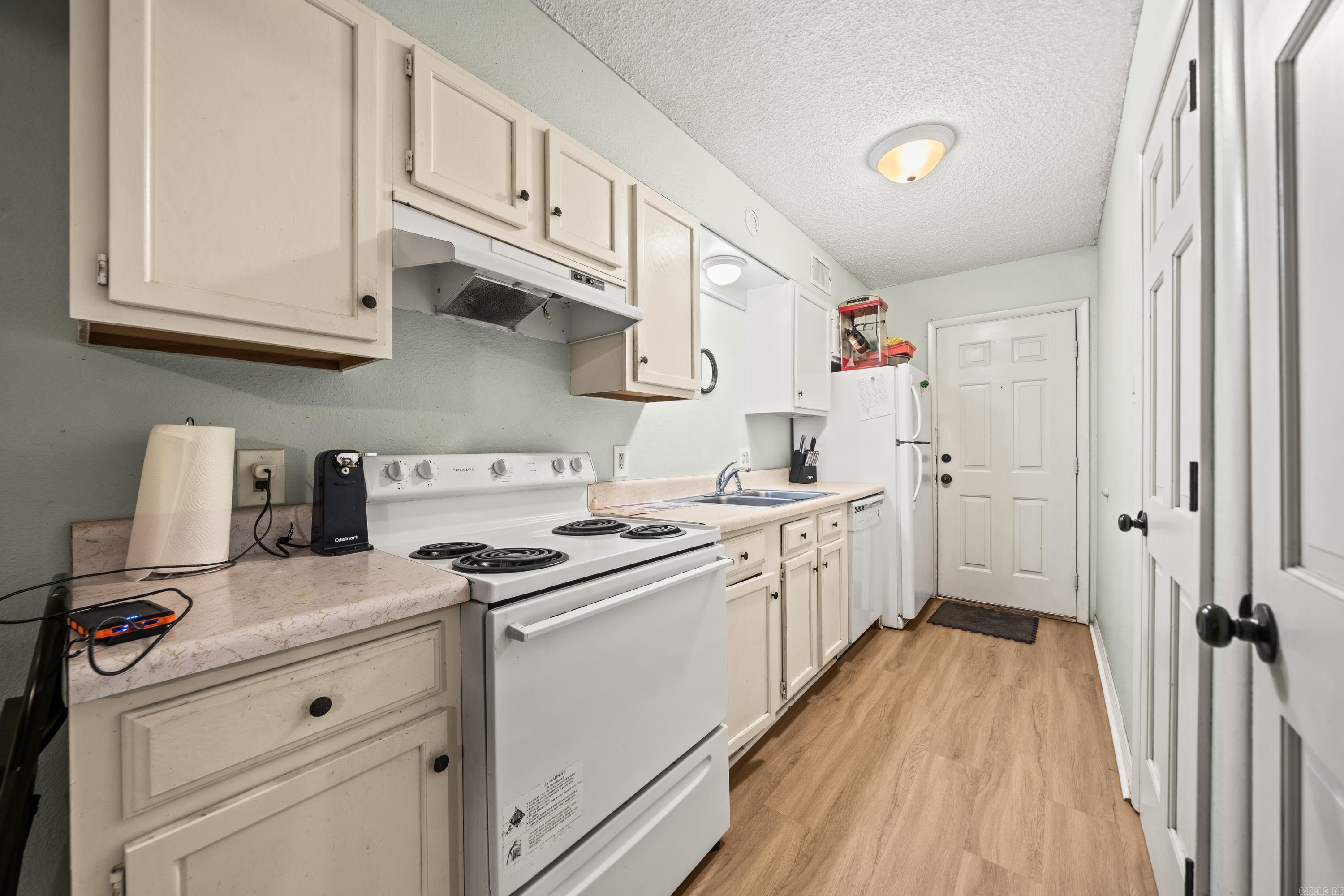 Hill Grove - Residential Income