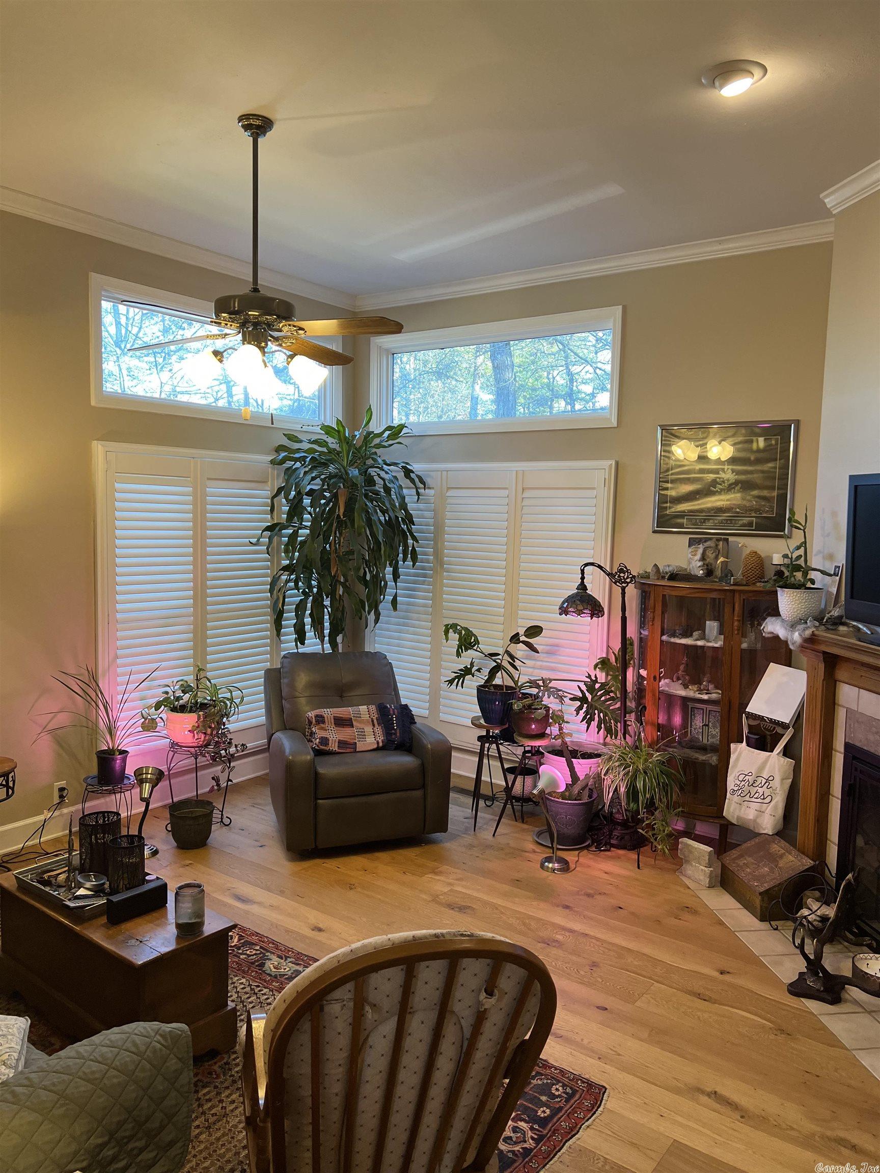 BALENCIAGA - Residential