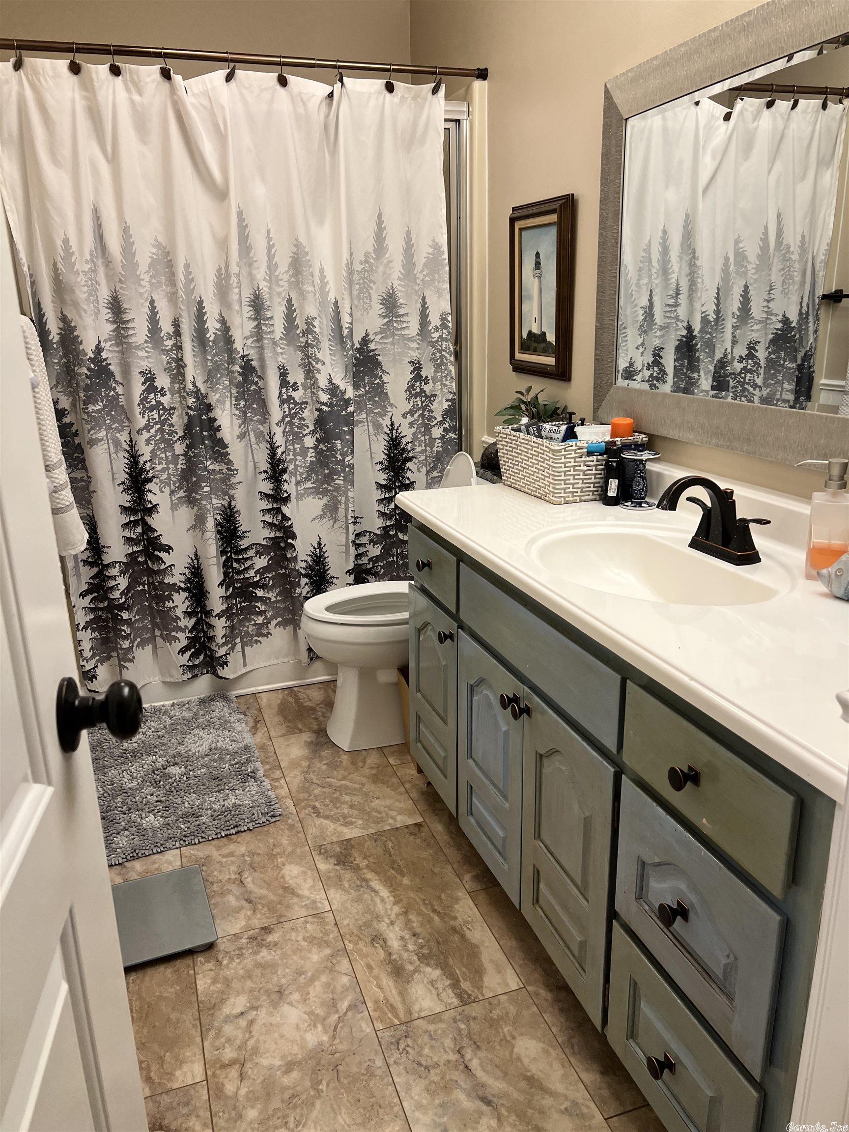 BALENCIAGA - Residential