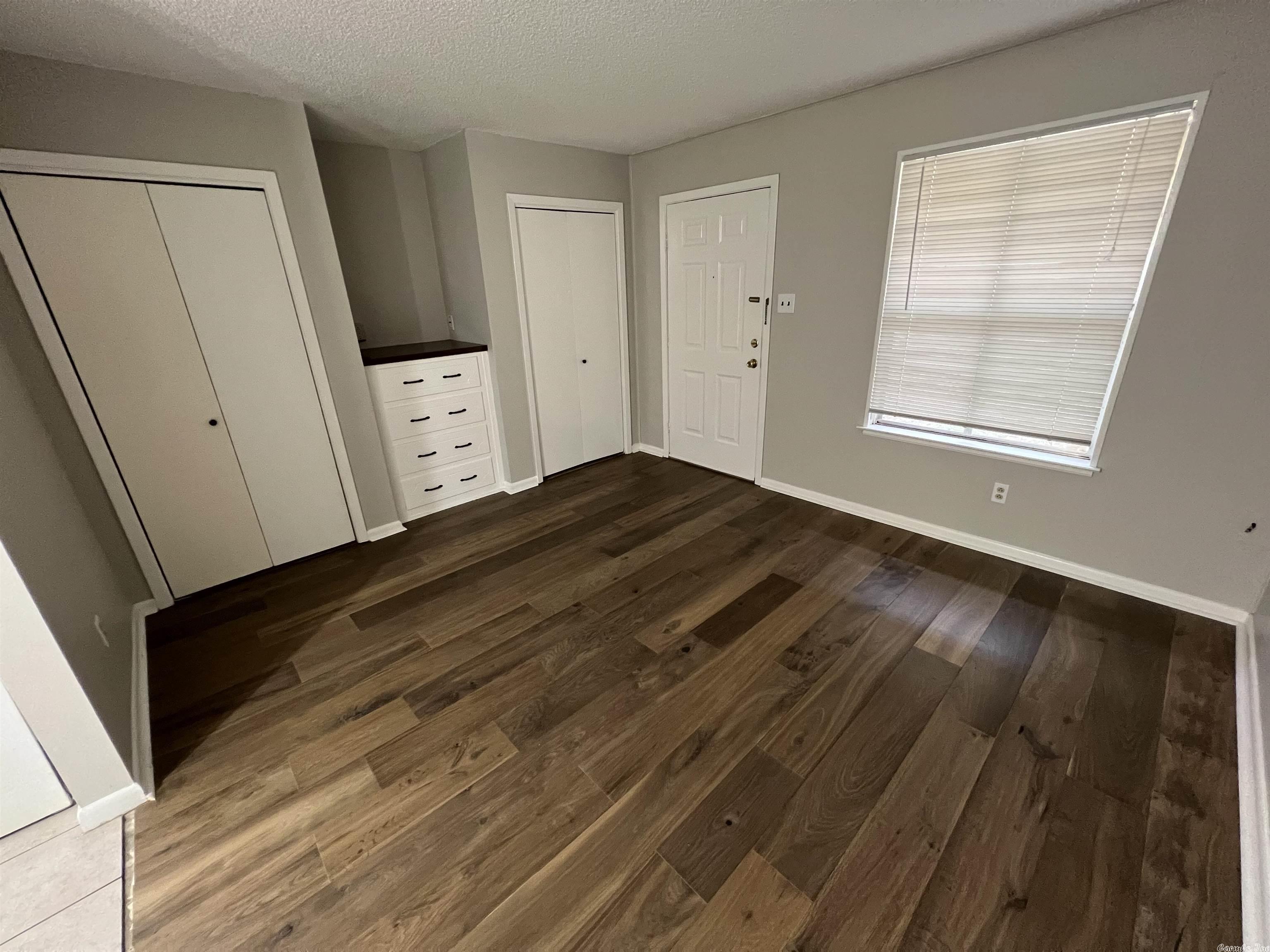 Hill Crest - Residential Lease