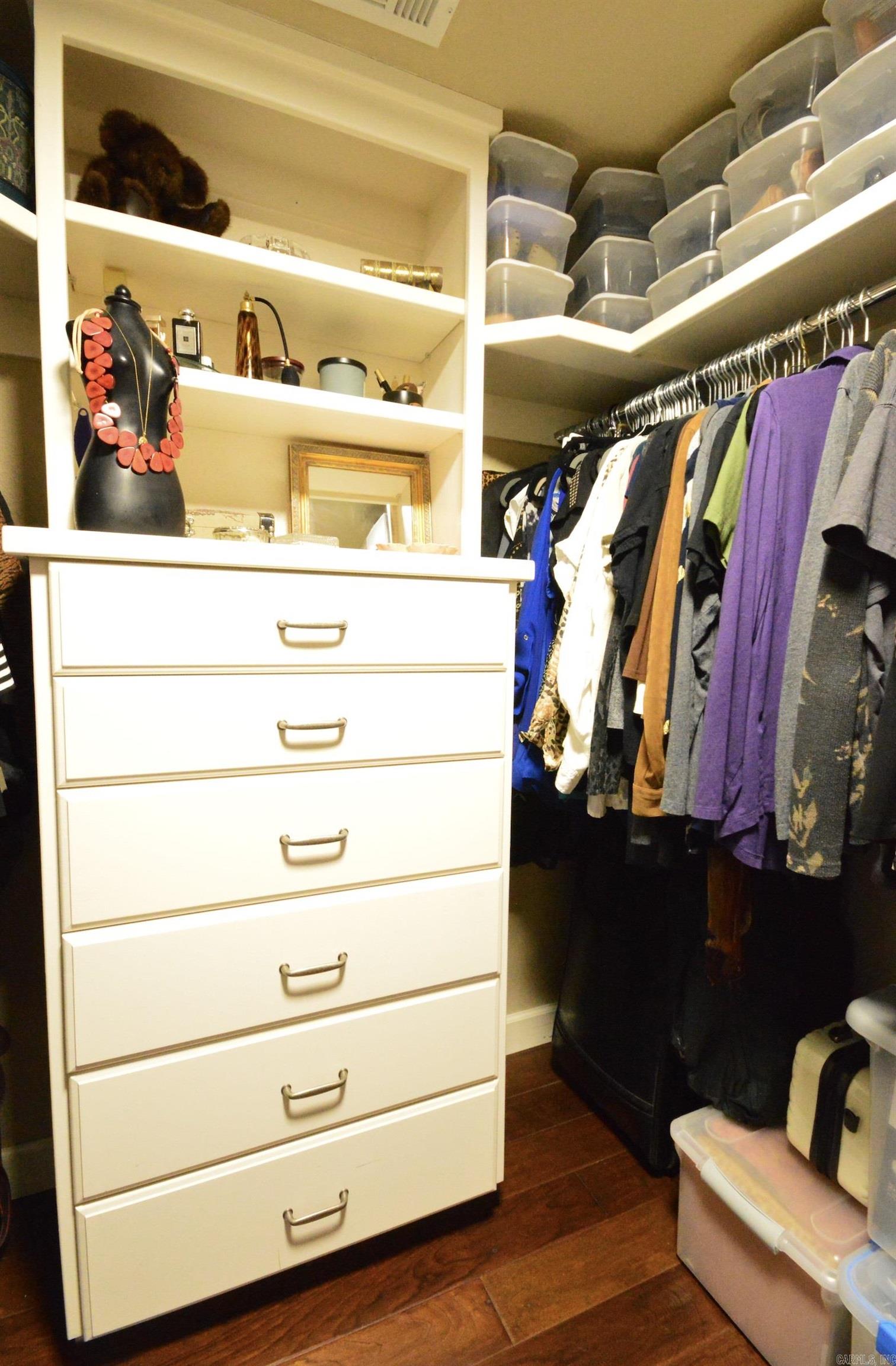 Ranch Estate - Residential