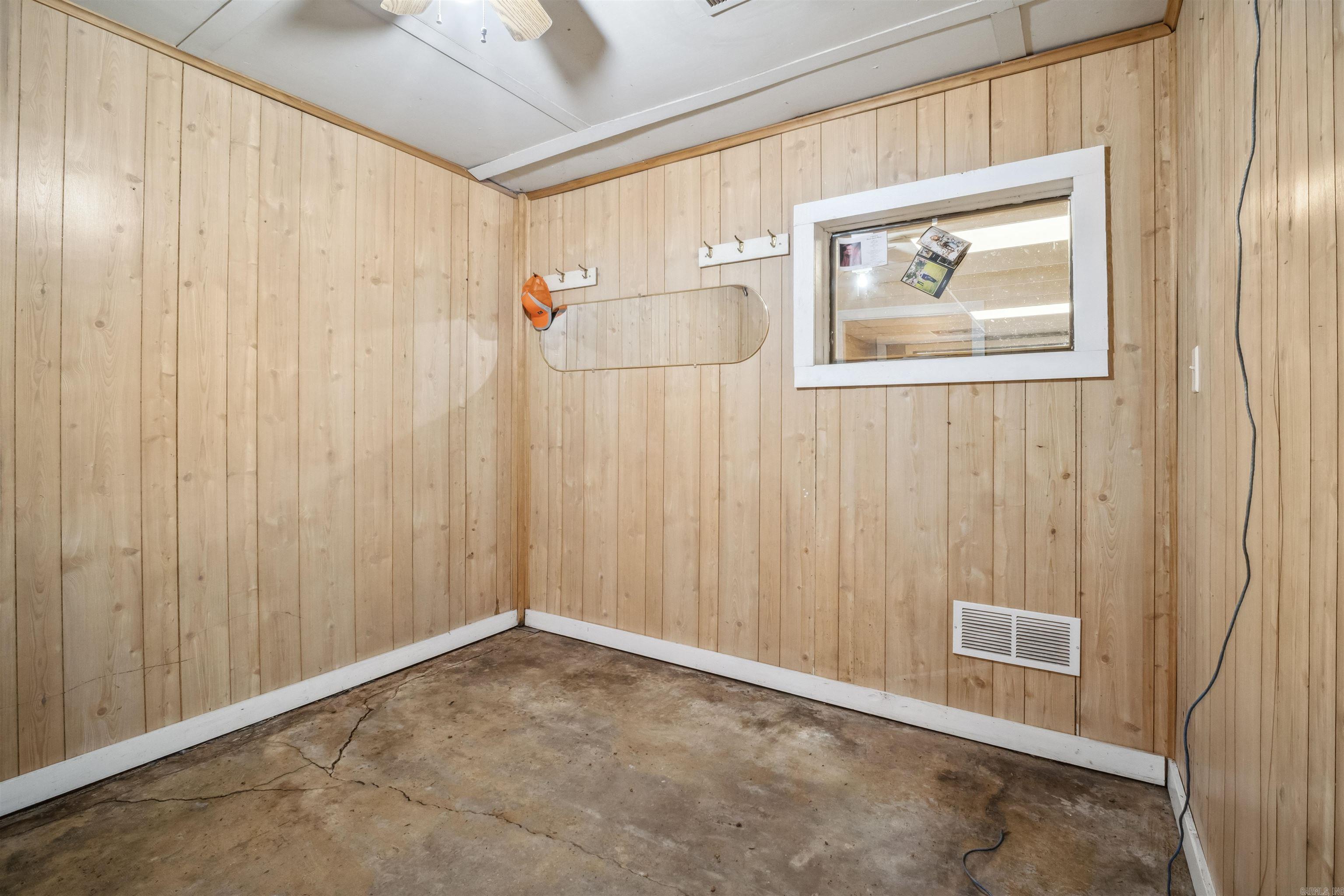 Metes & Bounds - Commercial Sale