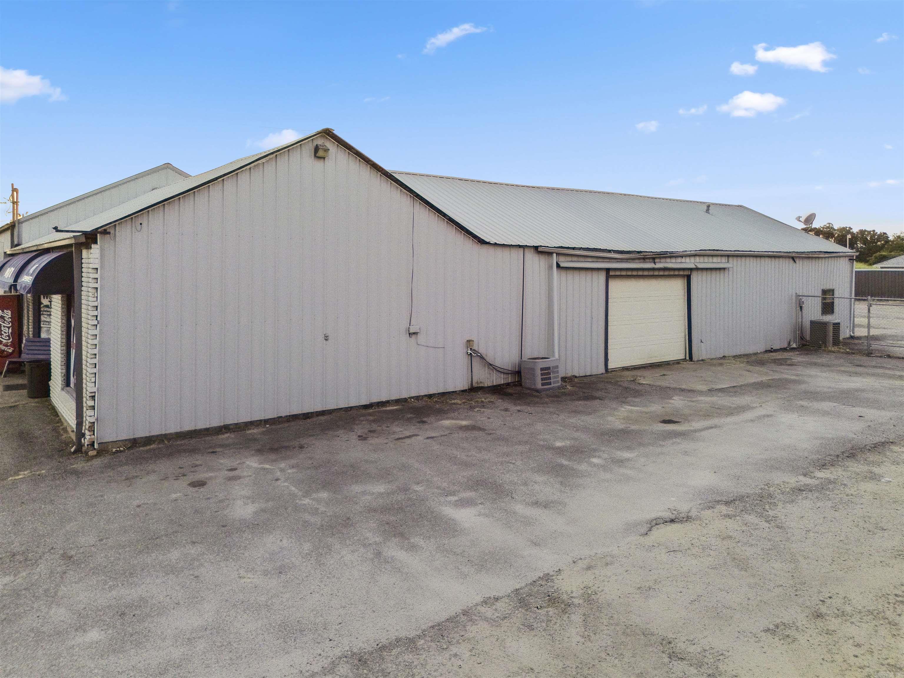 Metes & Bounds - Commercial Sale