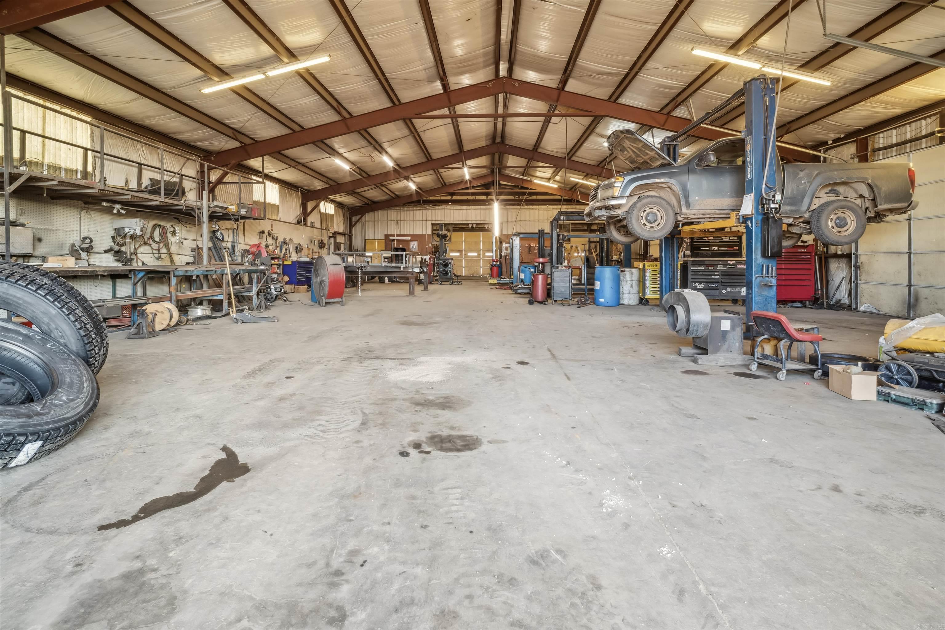 Metes & Bounds - Commercial Sale