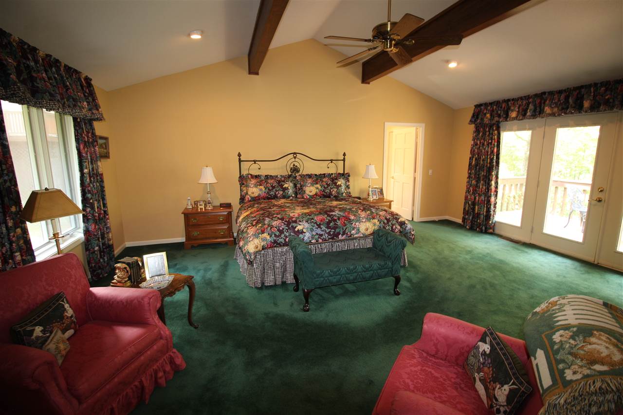 Eden Isle-Country Club - Residential