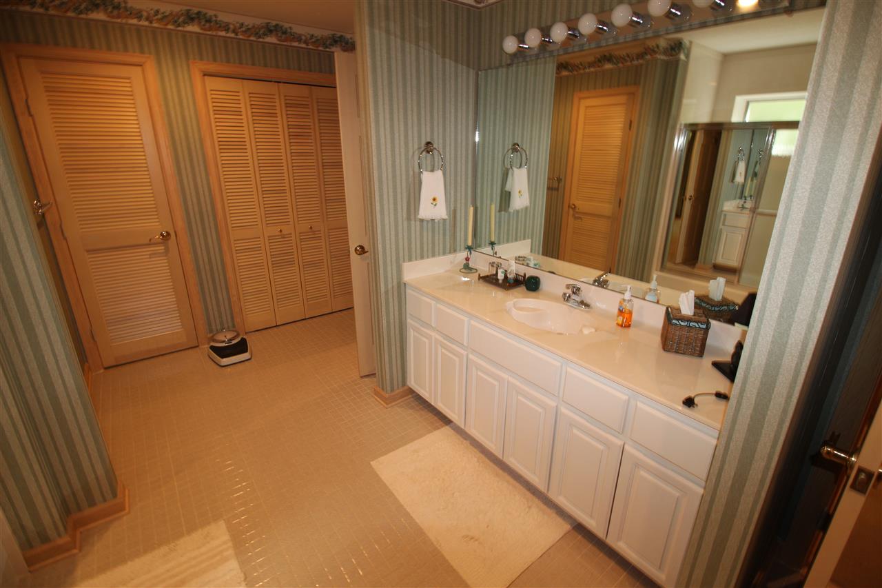 Eden Isle-Country Club - Residential