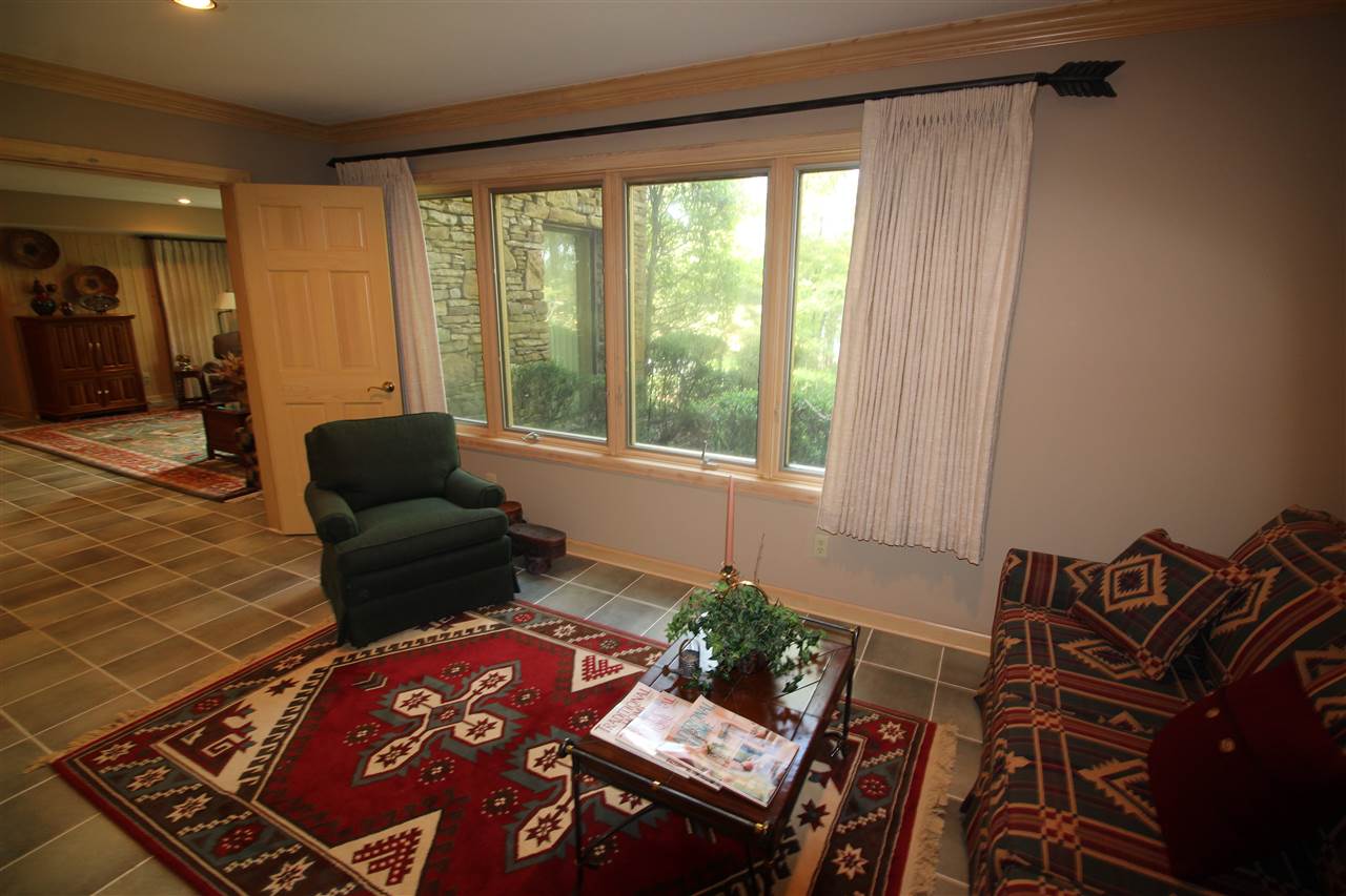 Eden Isle-Country Club - Residential