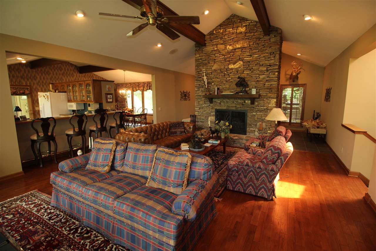 Eden Isle-Country Club - Residential