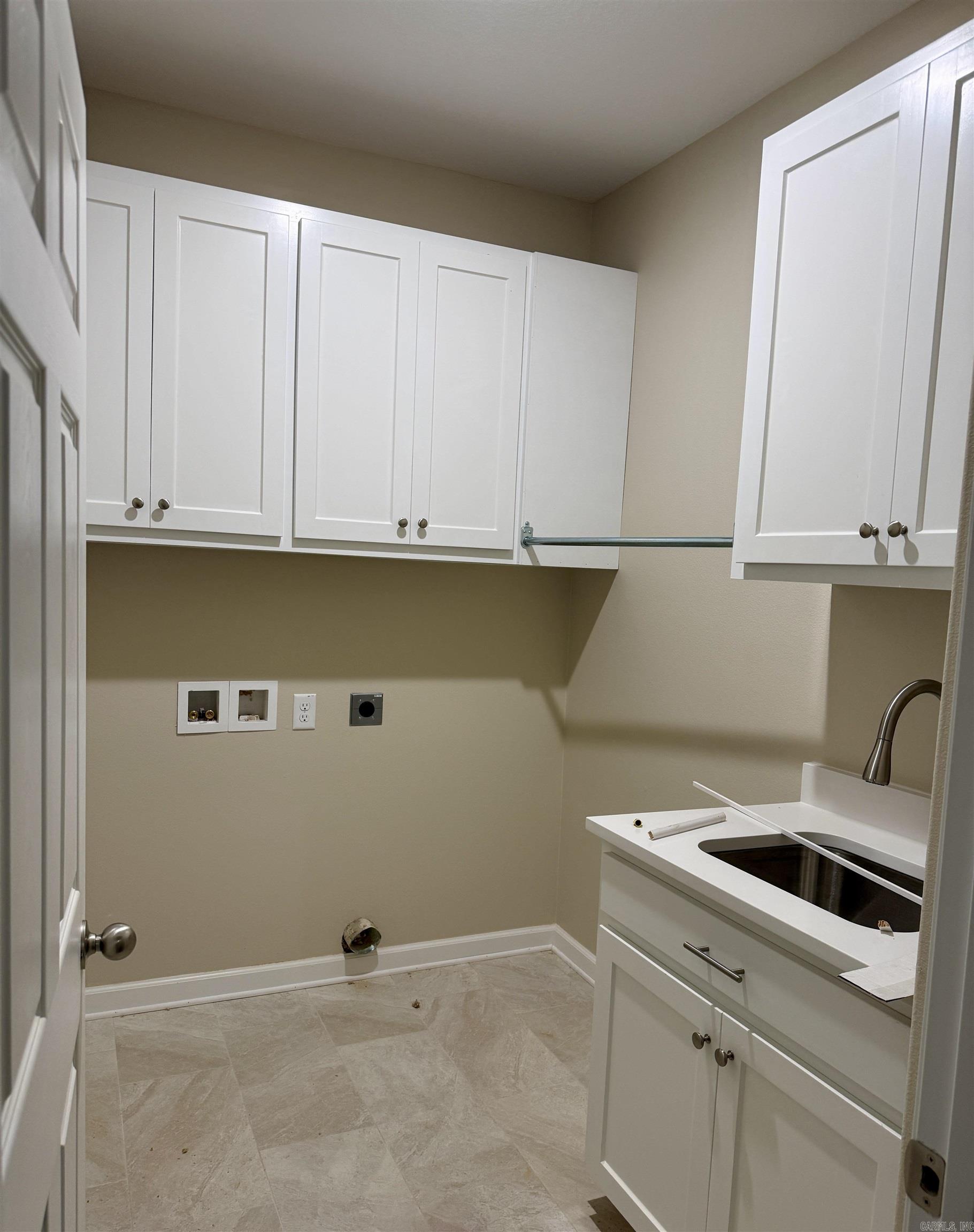 STONEYBROOK - Residential