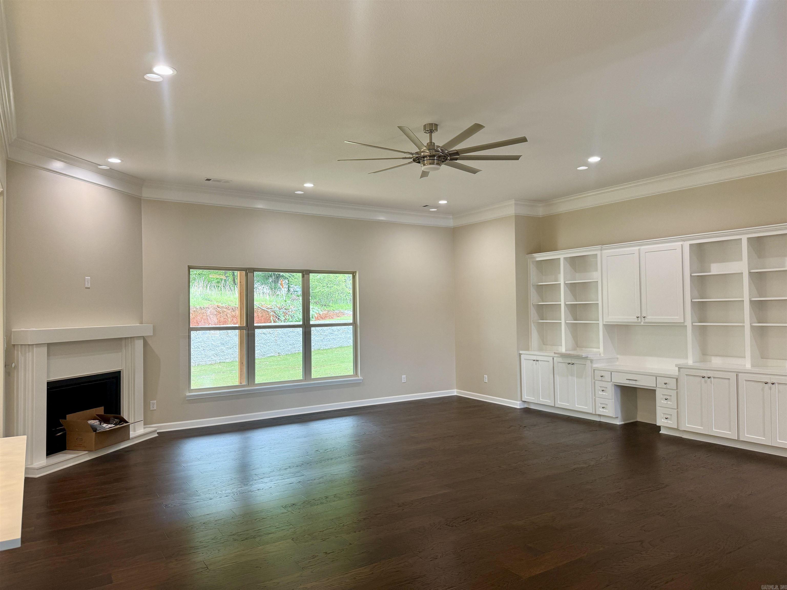 STONEYBROOK - Residential