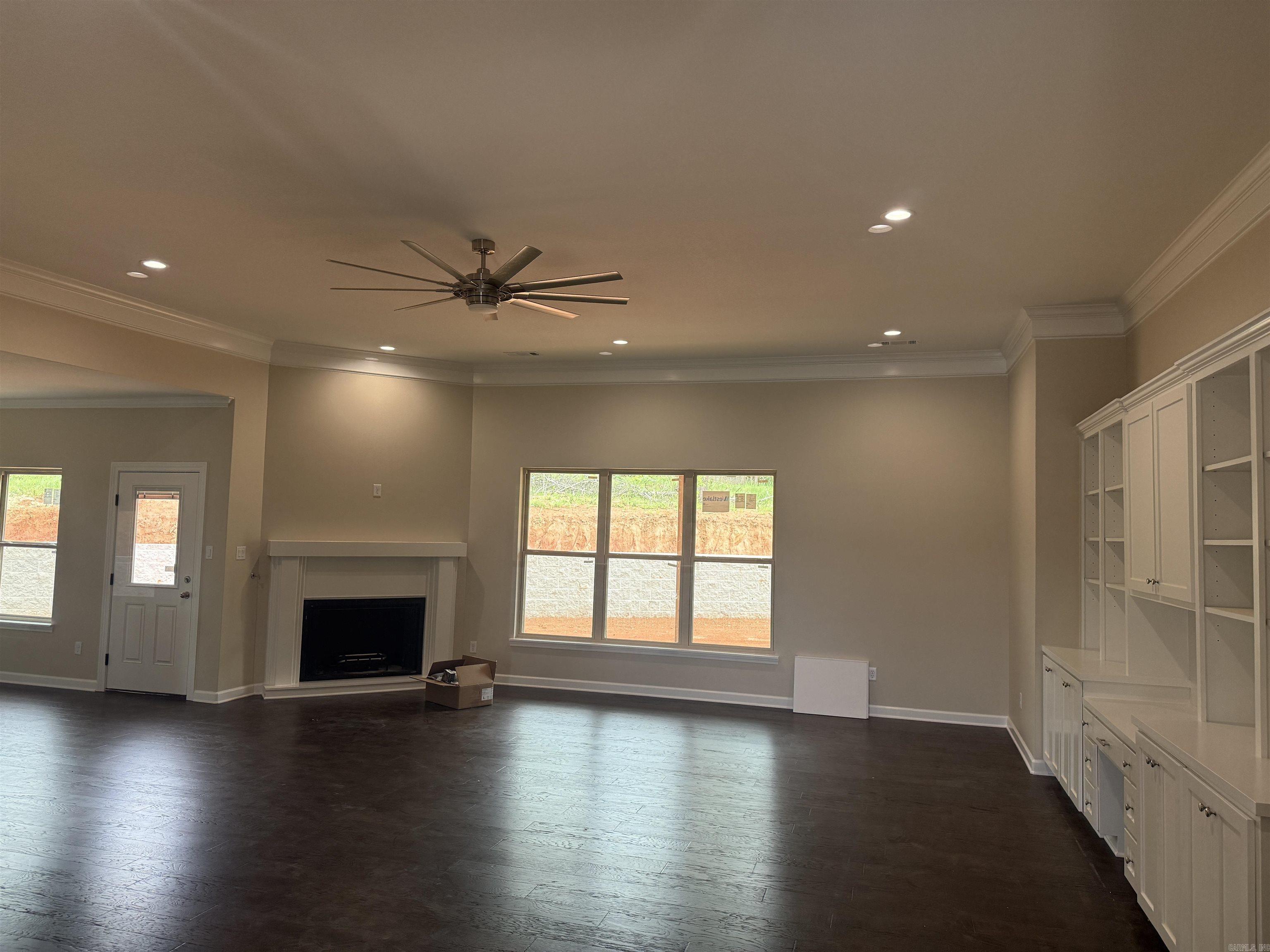 STONEYBROOK - Residential