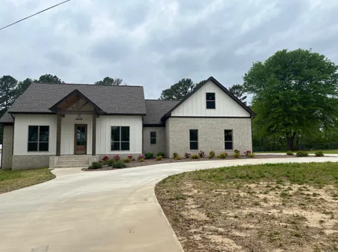 MLS: 24043355