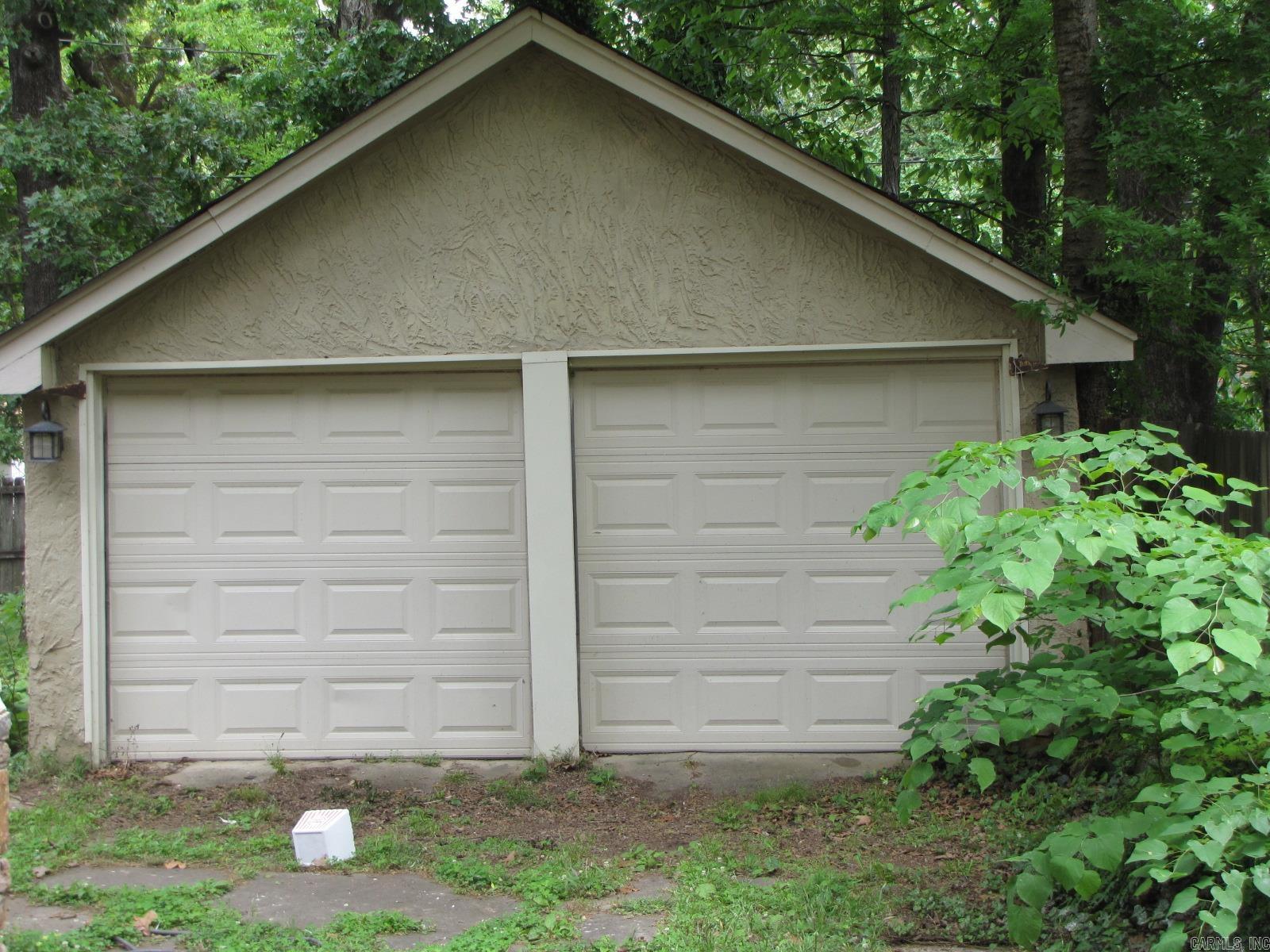 CHERRY & COX - Residential