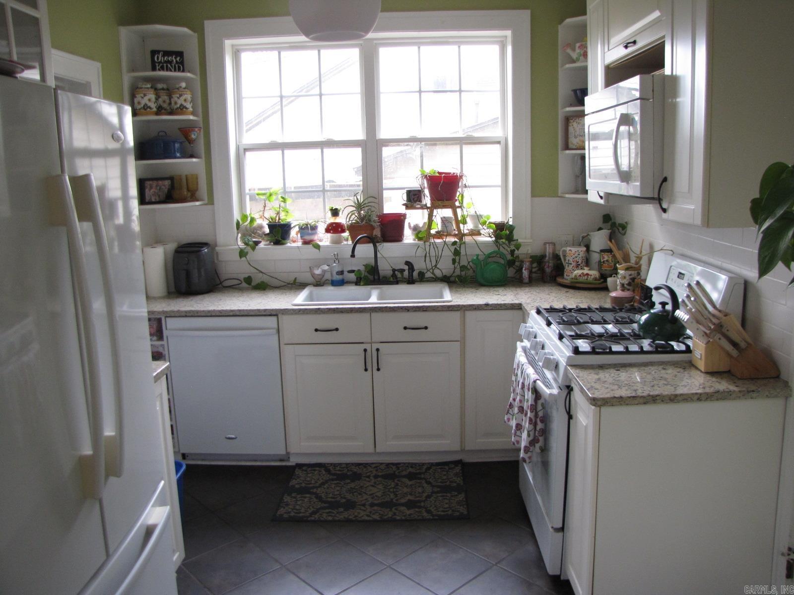 CHERRY & COX - Residential