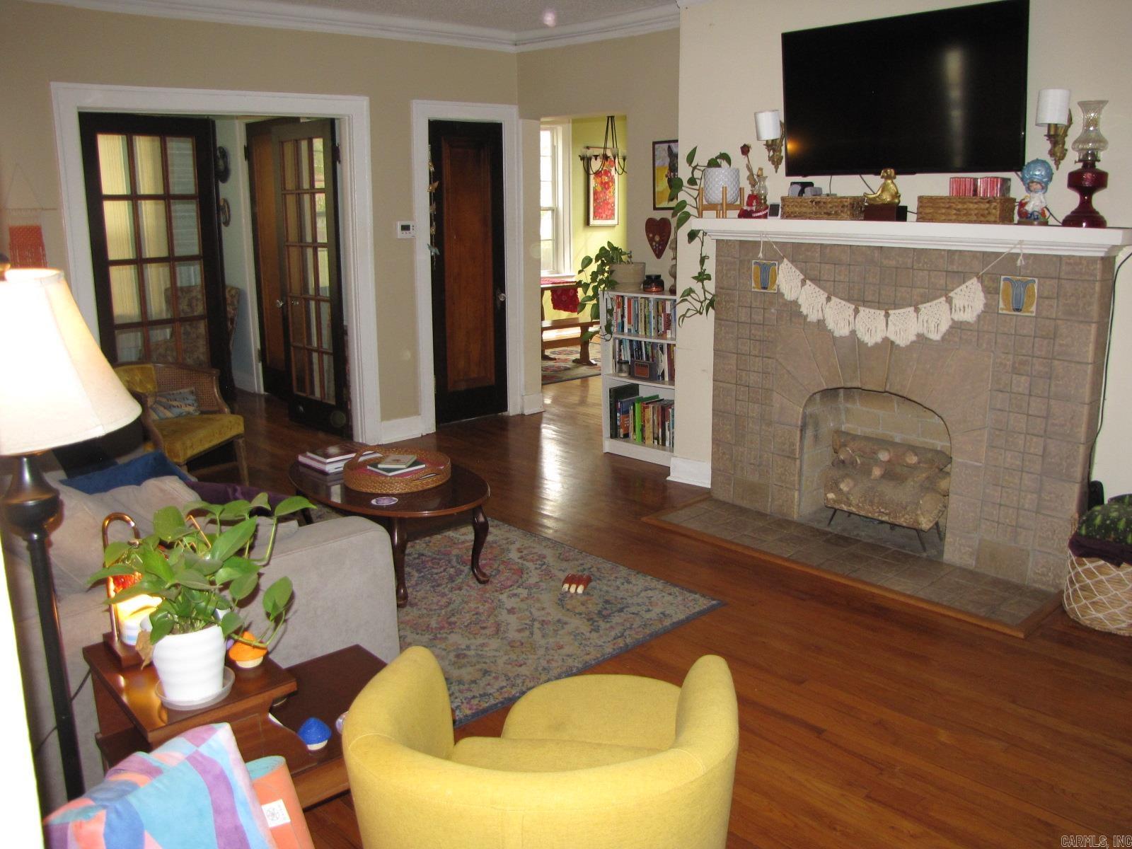 CHERRY & COX - Residential