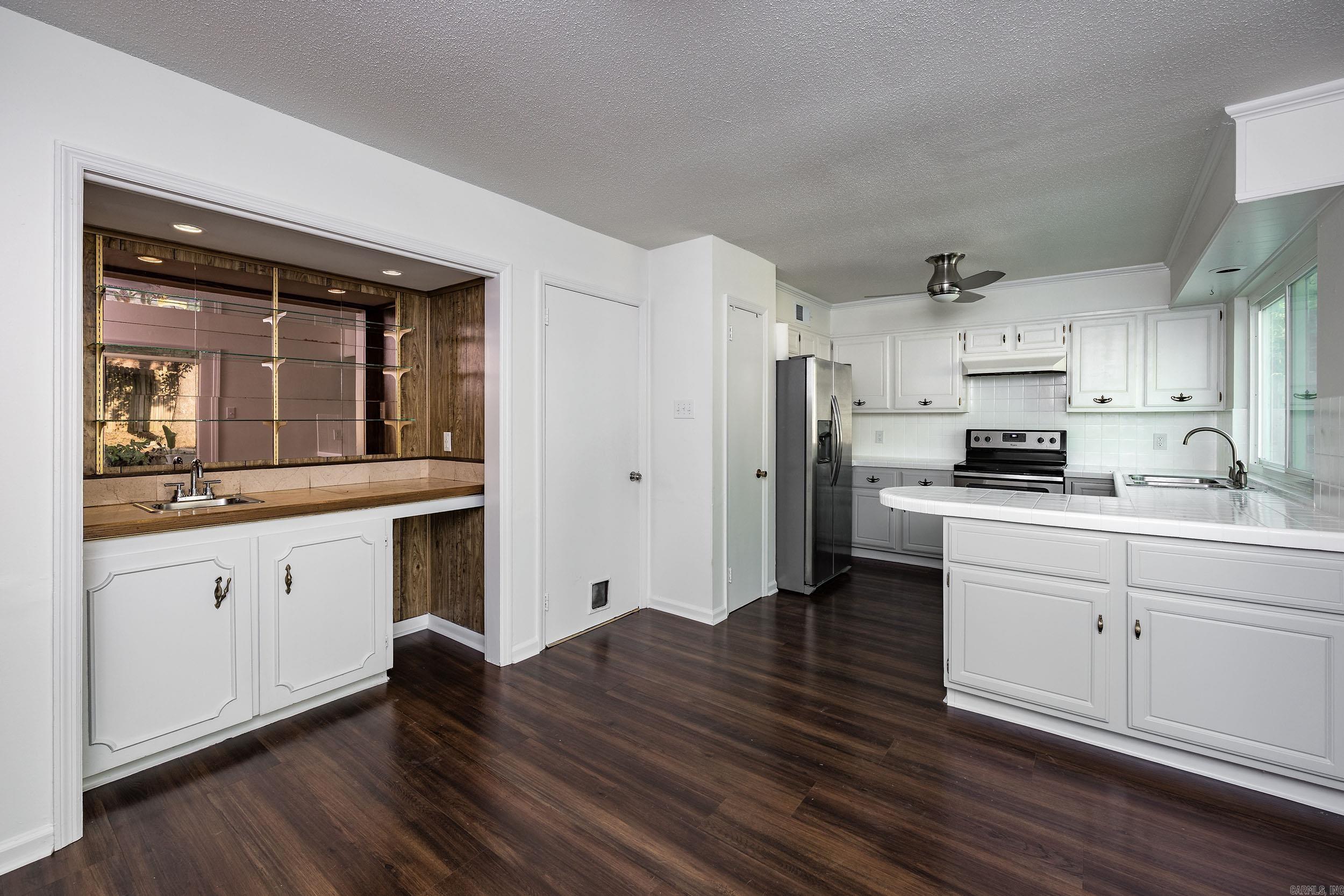 SHANNON HILLS EAST - Residential