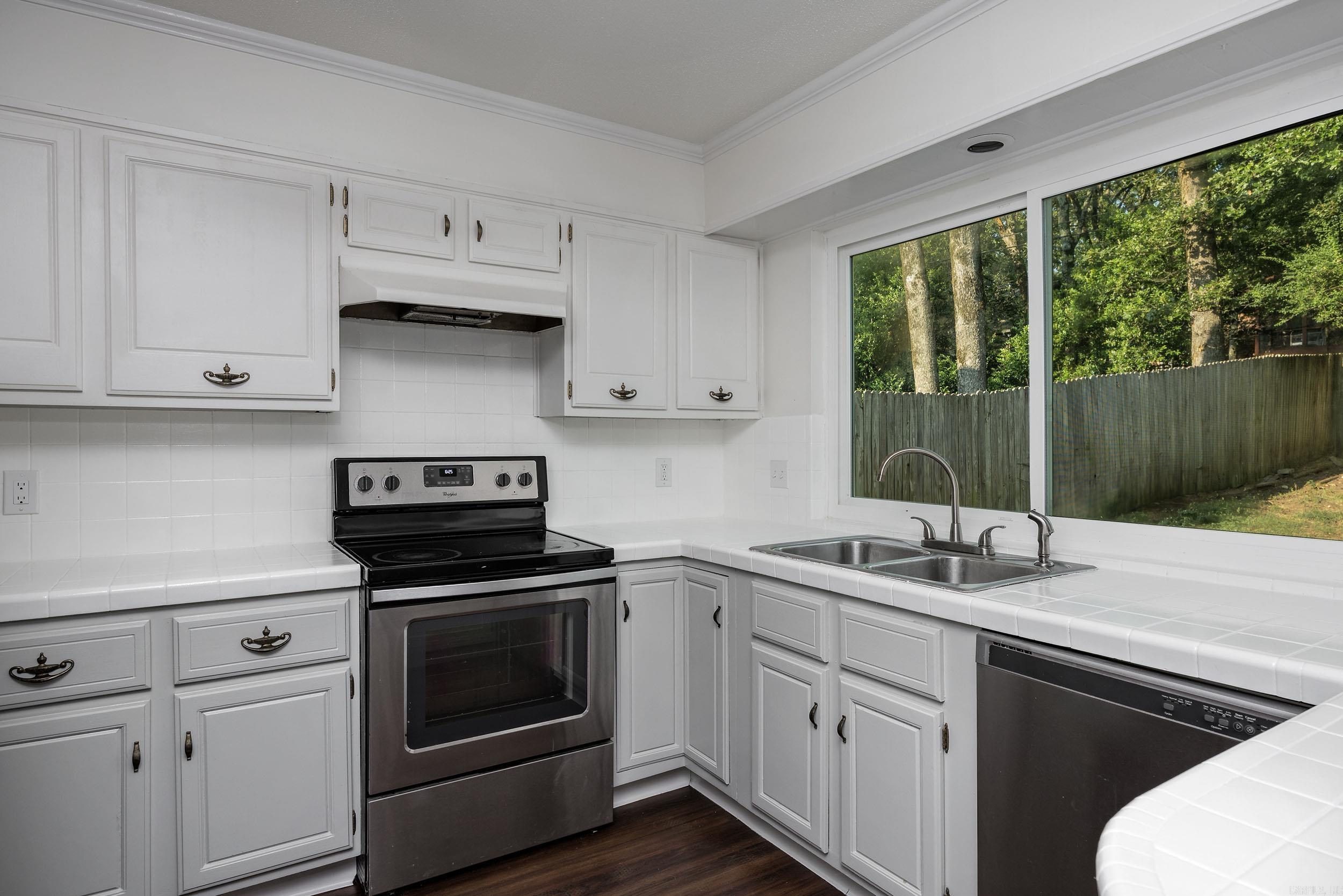 SHANNON HILLS EAST - Residential