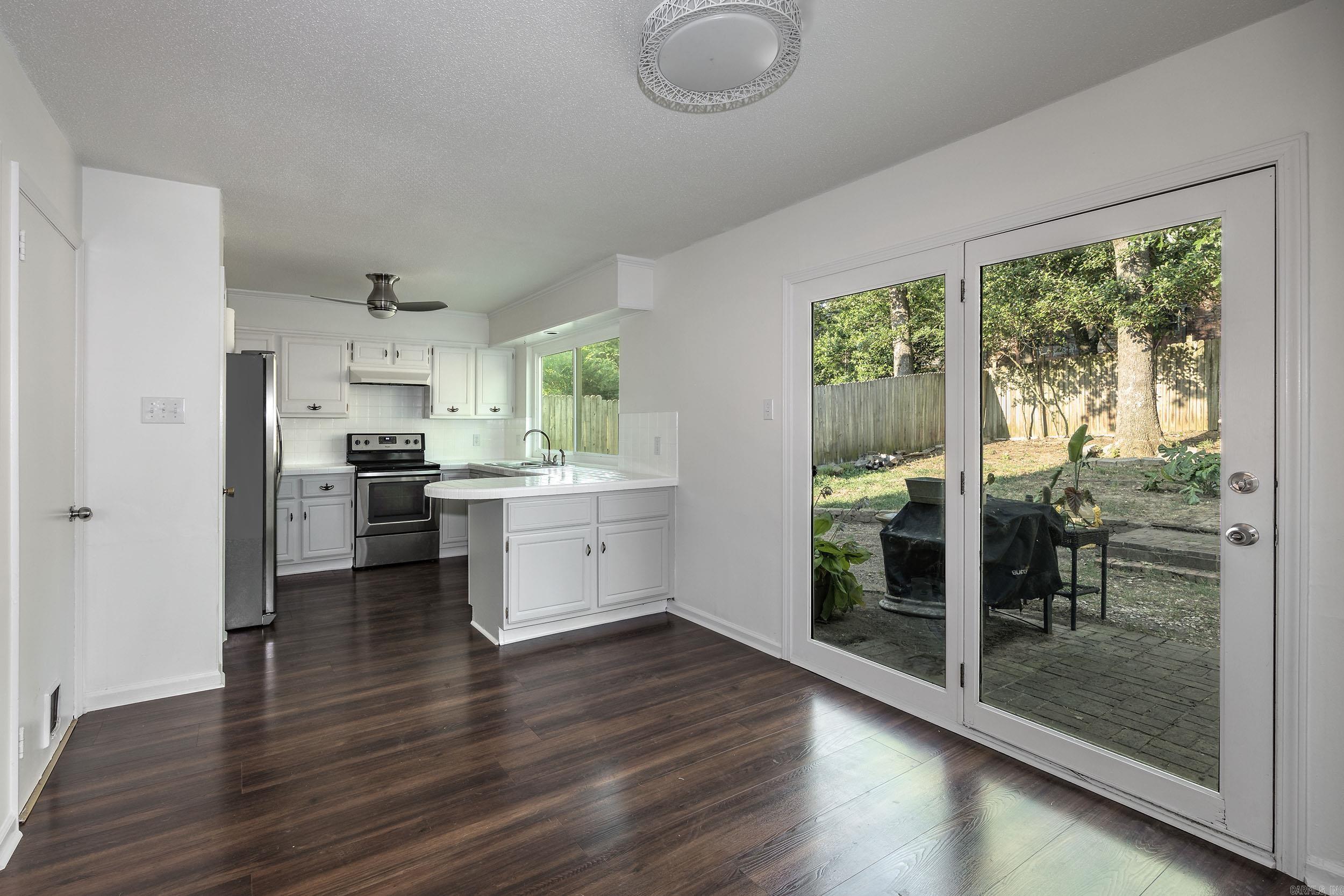 SHANNON HILLS EAST - Residential