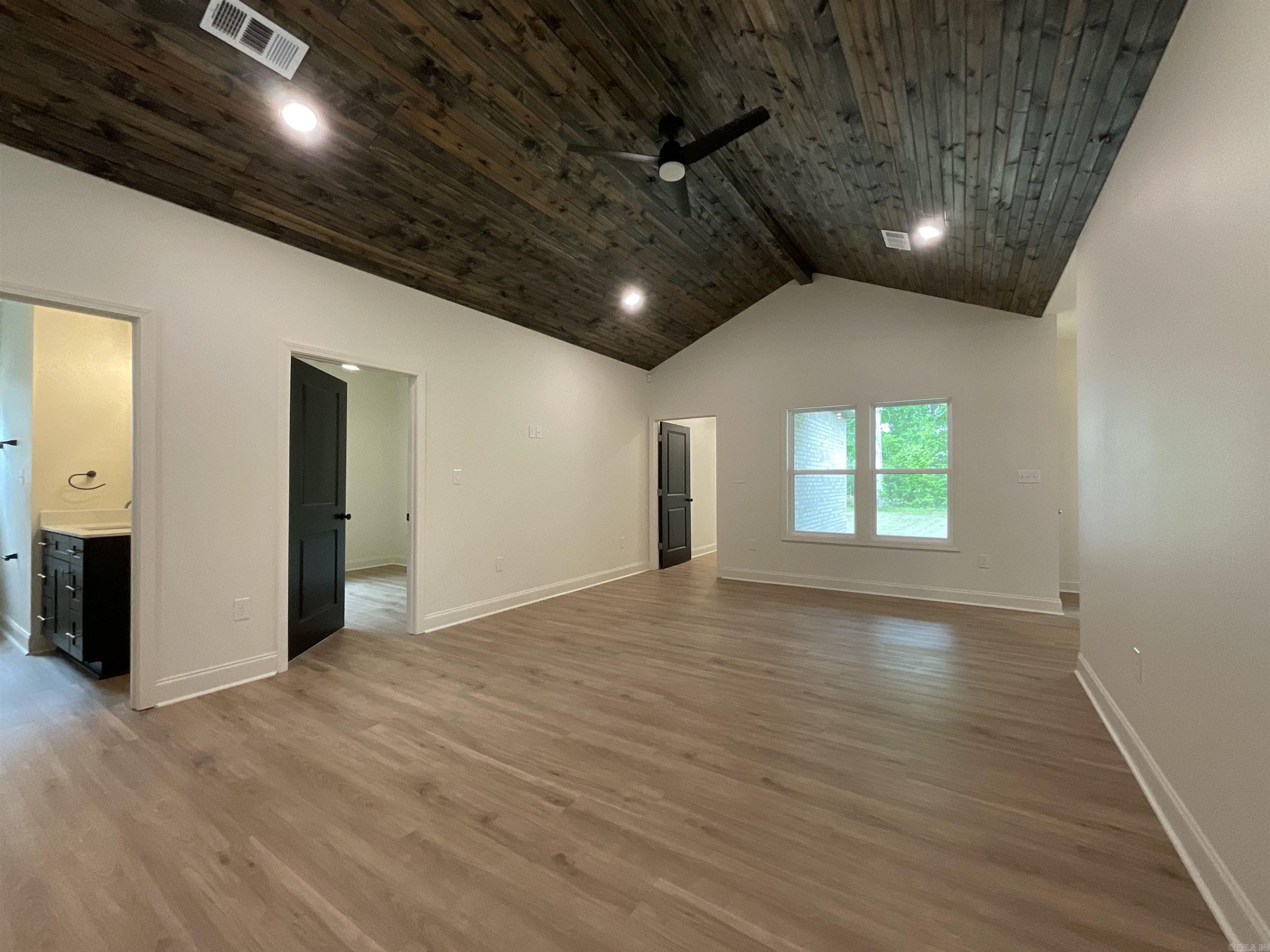 BROWN ADD TO JACK - Residential