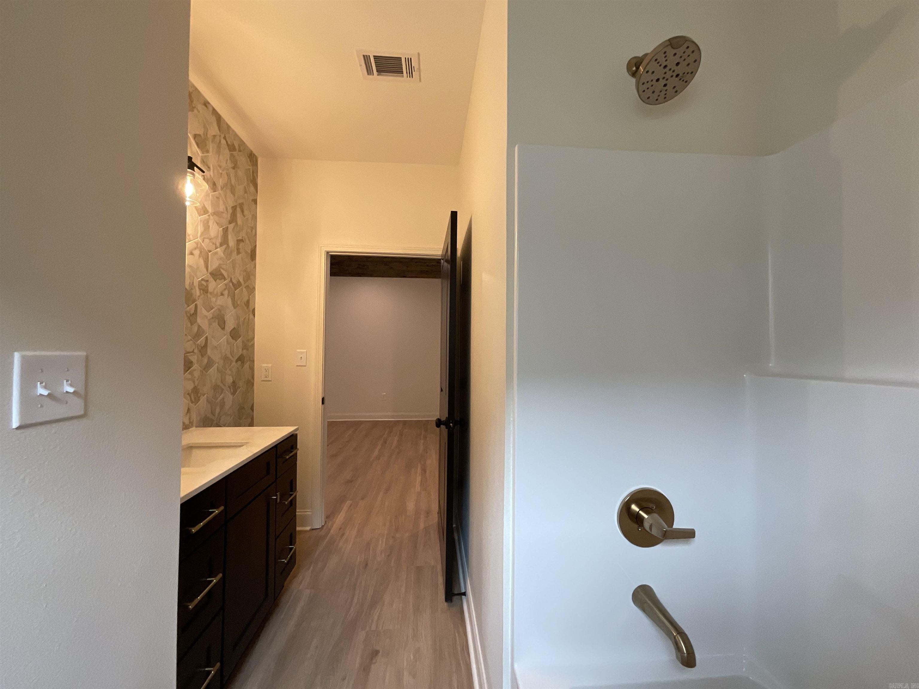 BROWN ADD TO JACK - Residential