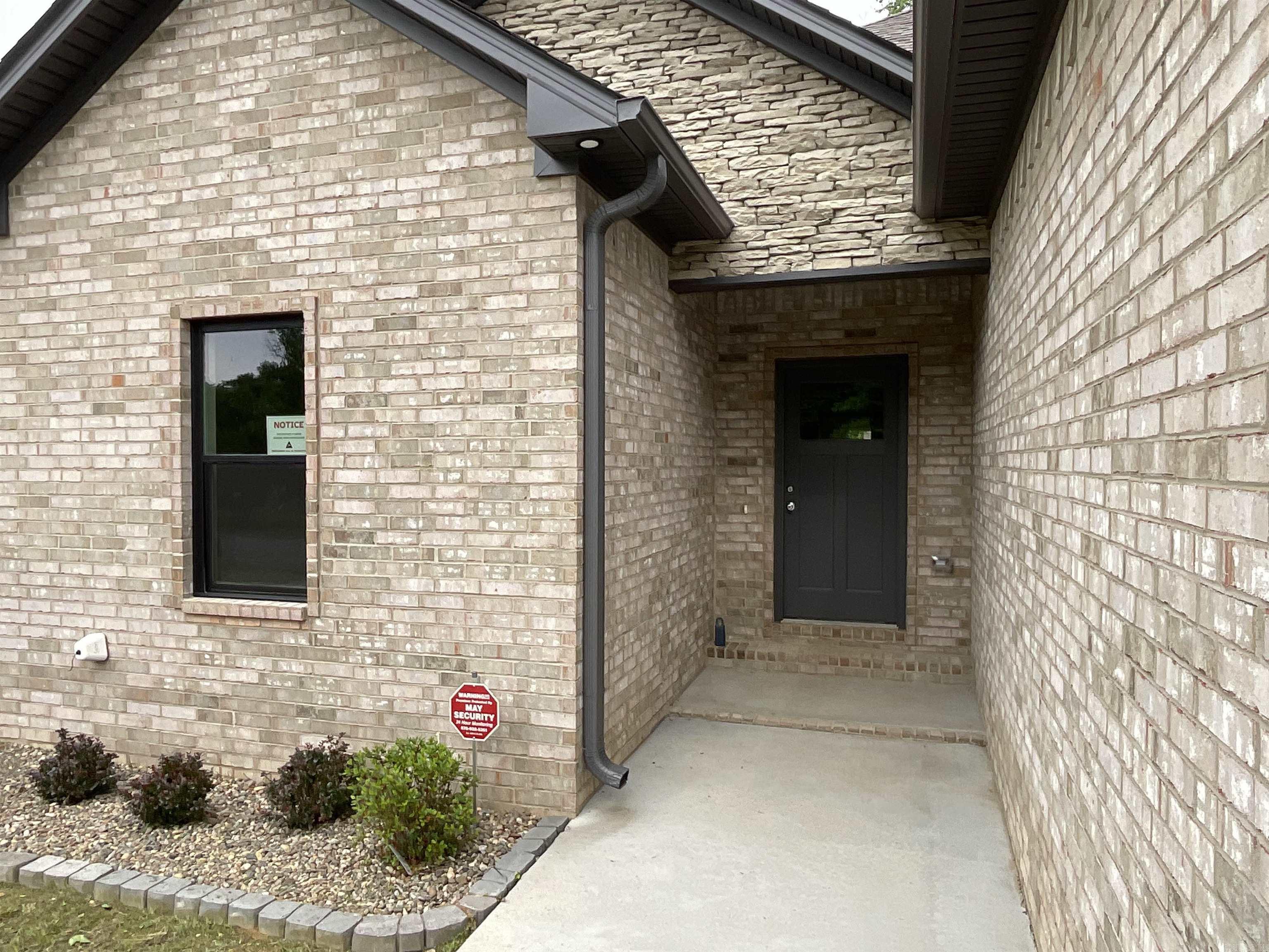 BROWN ADD TO JACK - Residential