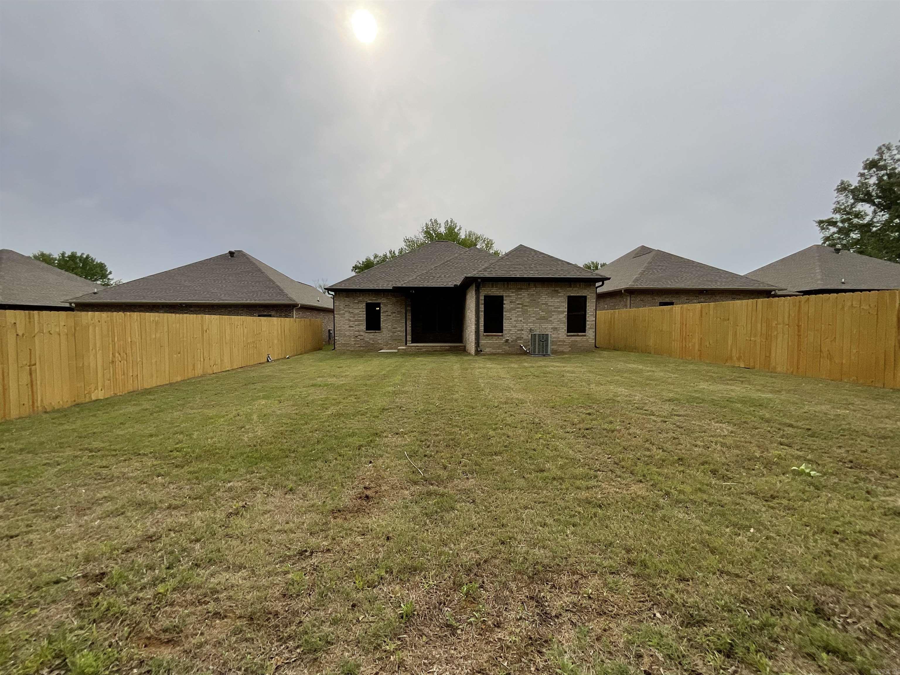 BROWN ADD TO JACK - Residential