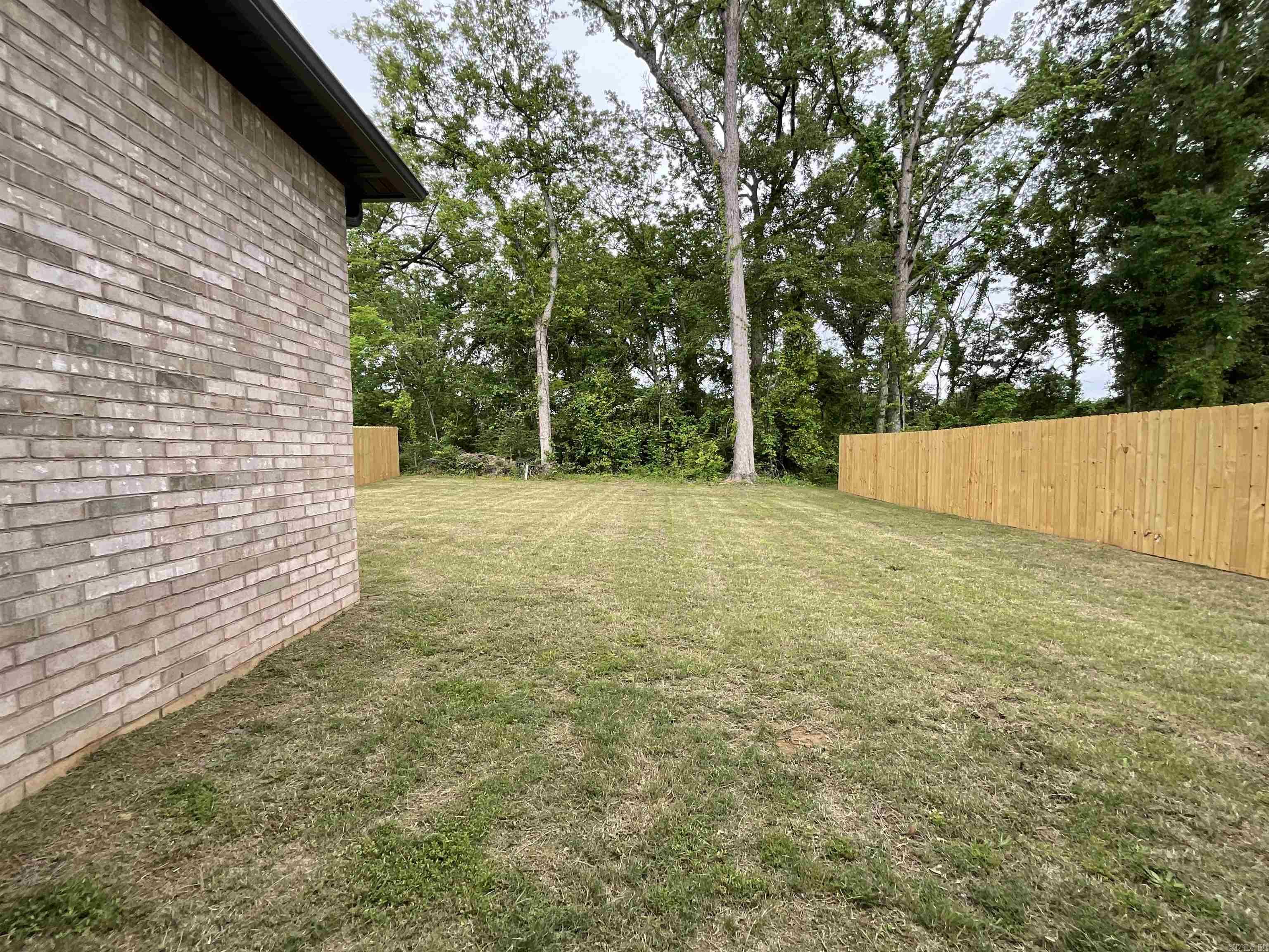 BROWN ADD TO JACK - Residential