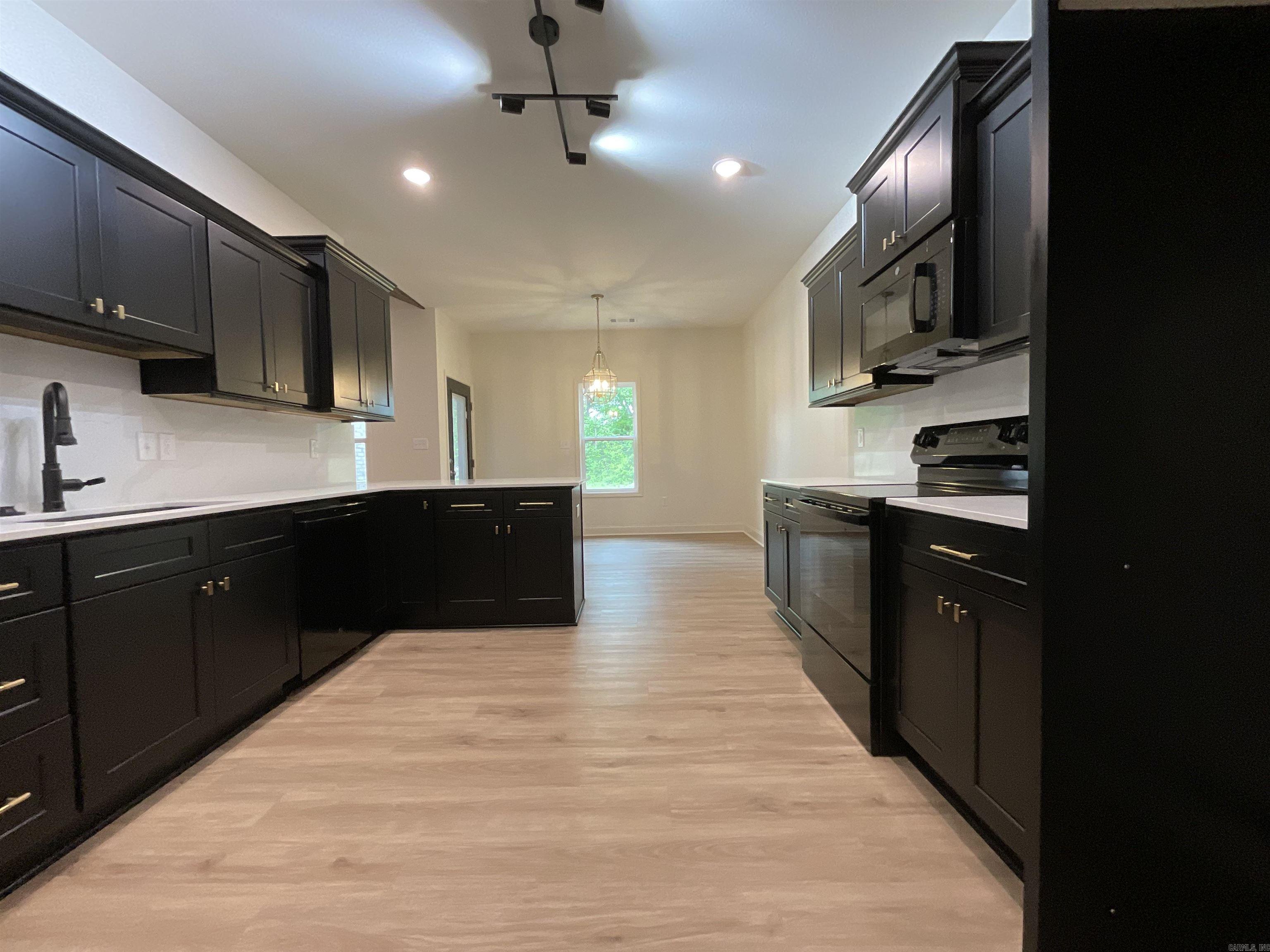 BROWN ADD TO JACK - Residential