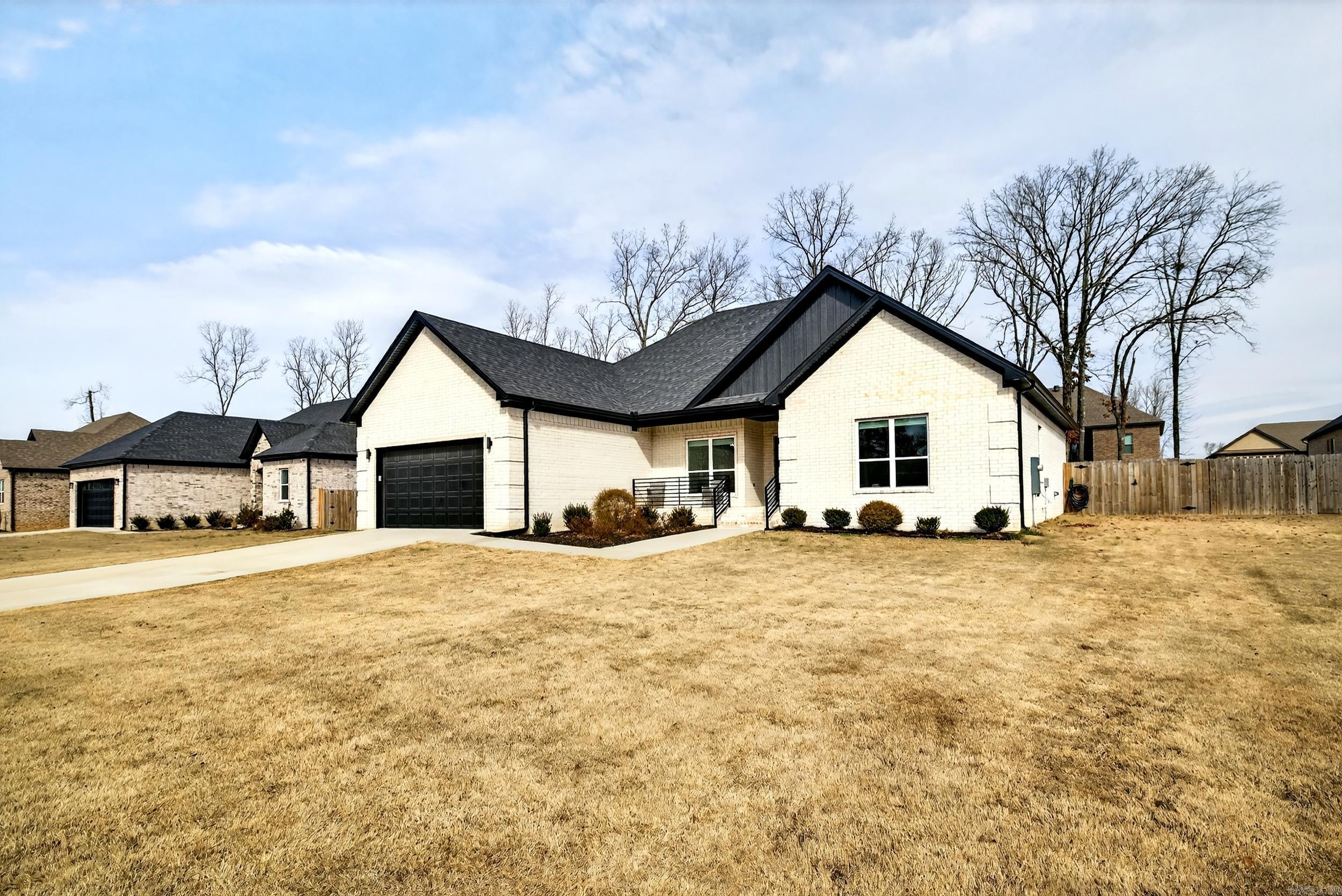 HIDDEN VALLEY ESTATES - Residential