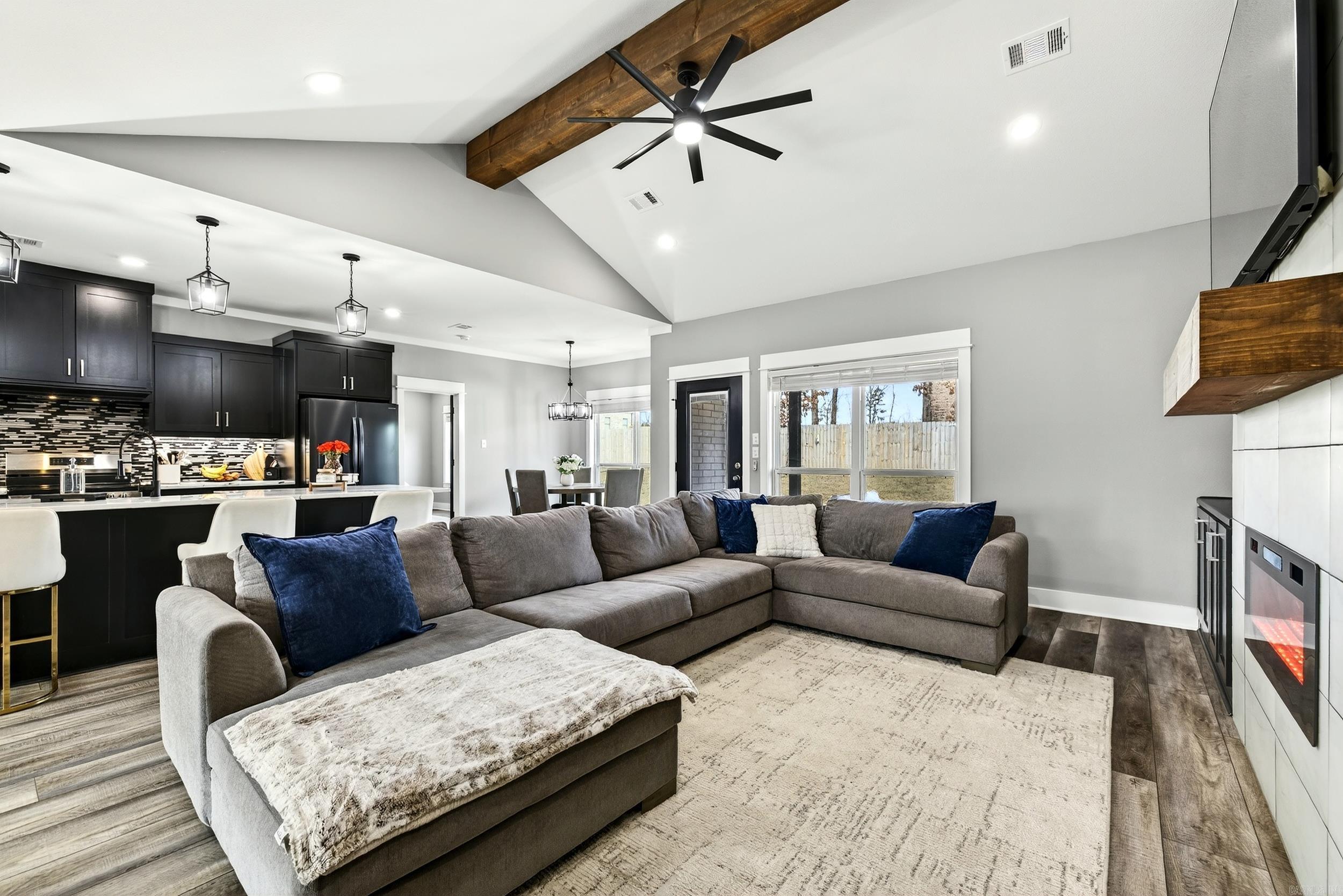 HIDDEN VALLEY ESTATES - Residential