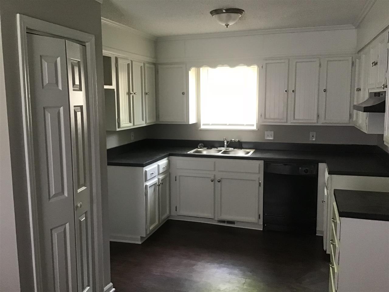 Brookshire To Cook Mountain - Residential Lease