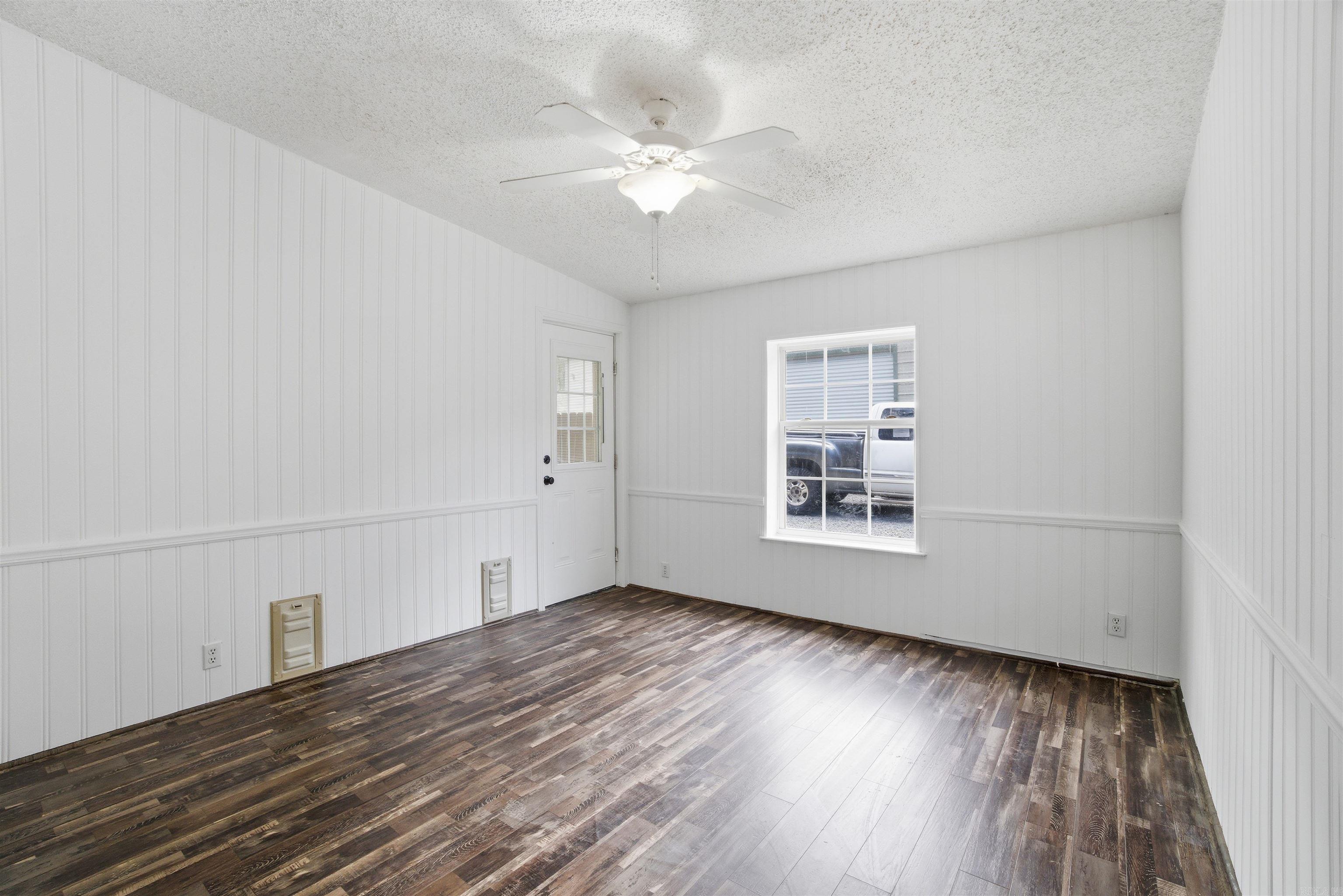 SIMPSON ESTATES - Residential