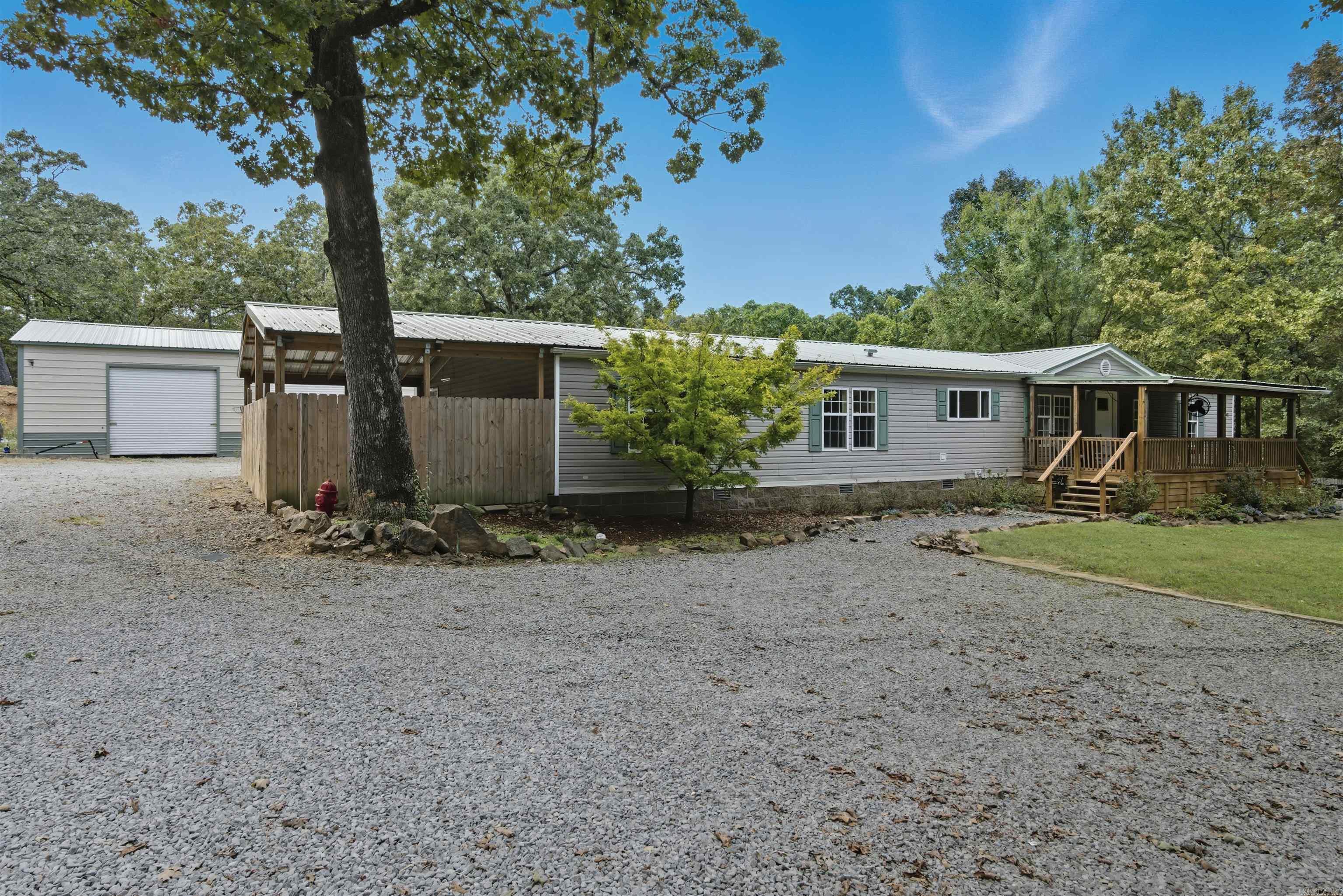 SIMPSON ESTATES - Residential