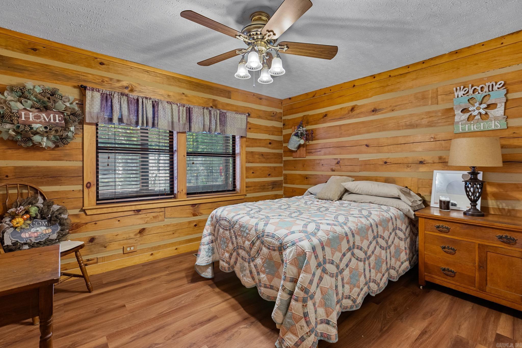 WHITE WATER ESTATES - Residential