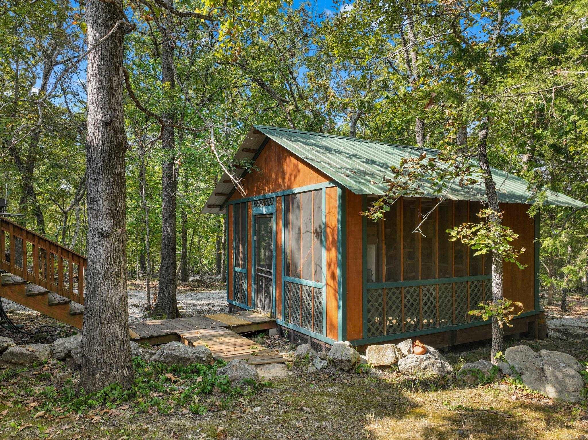 WHITE WATER ESTATES - Residential