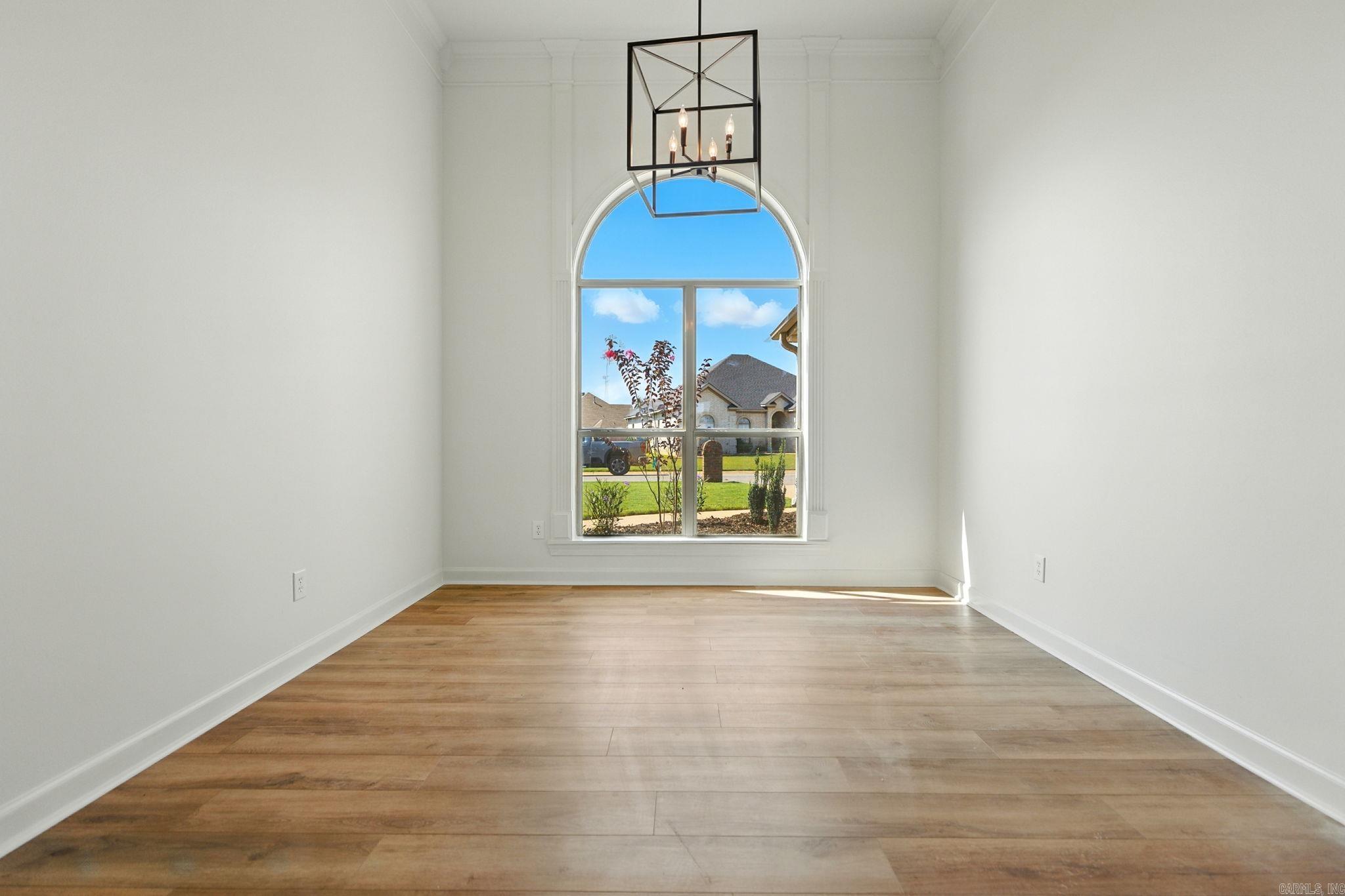 COUNTRY CLUB OF ARK THE - Residential