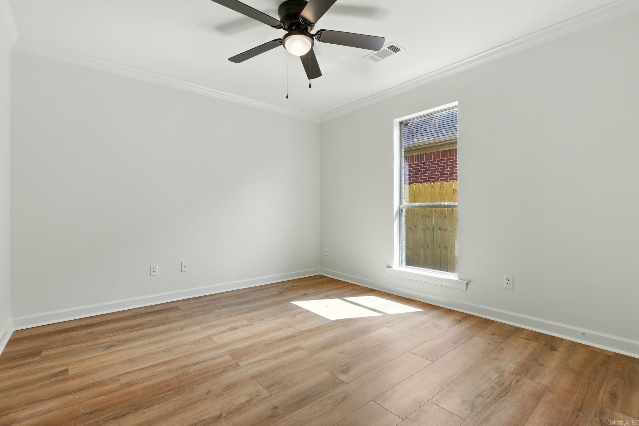 COUNTRY CLUB OF ARK THE - Residential