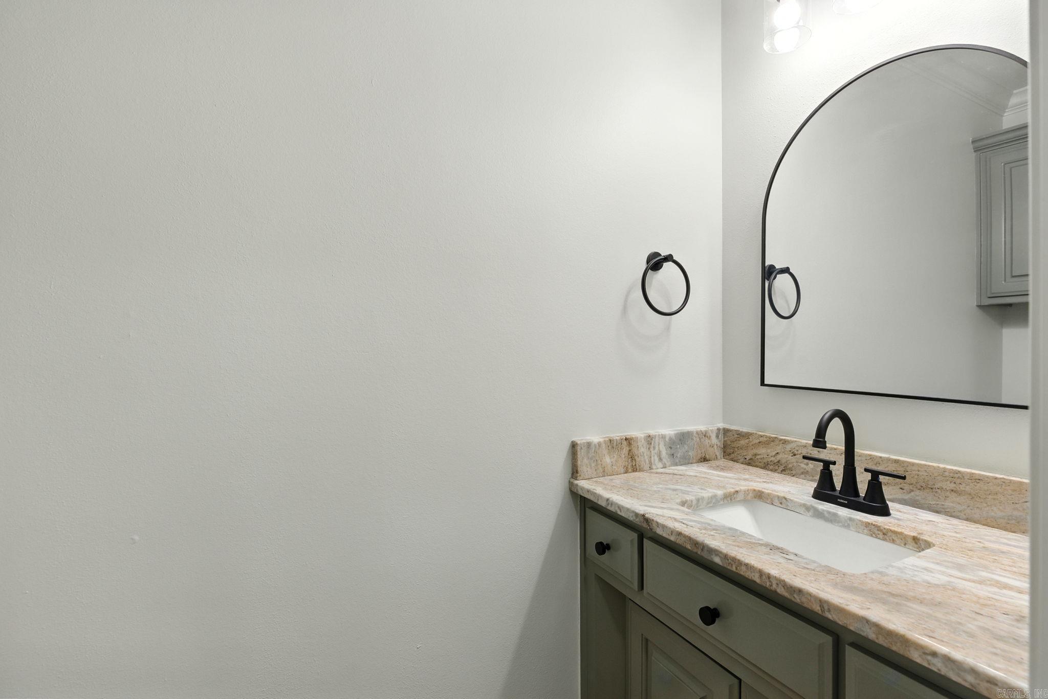 COUNTRY CLUB OF ARK THE - Residential